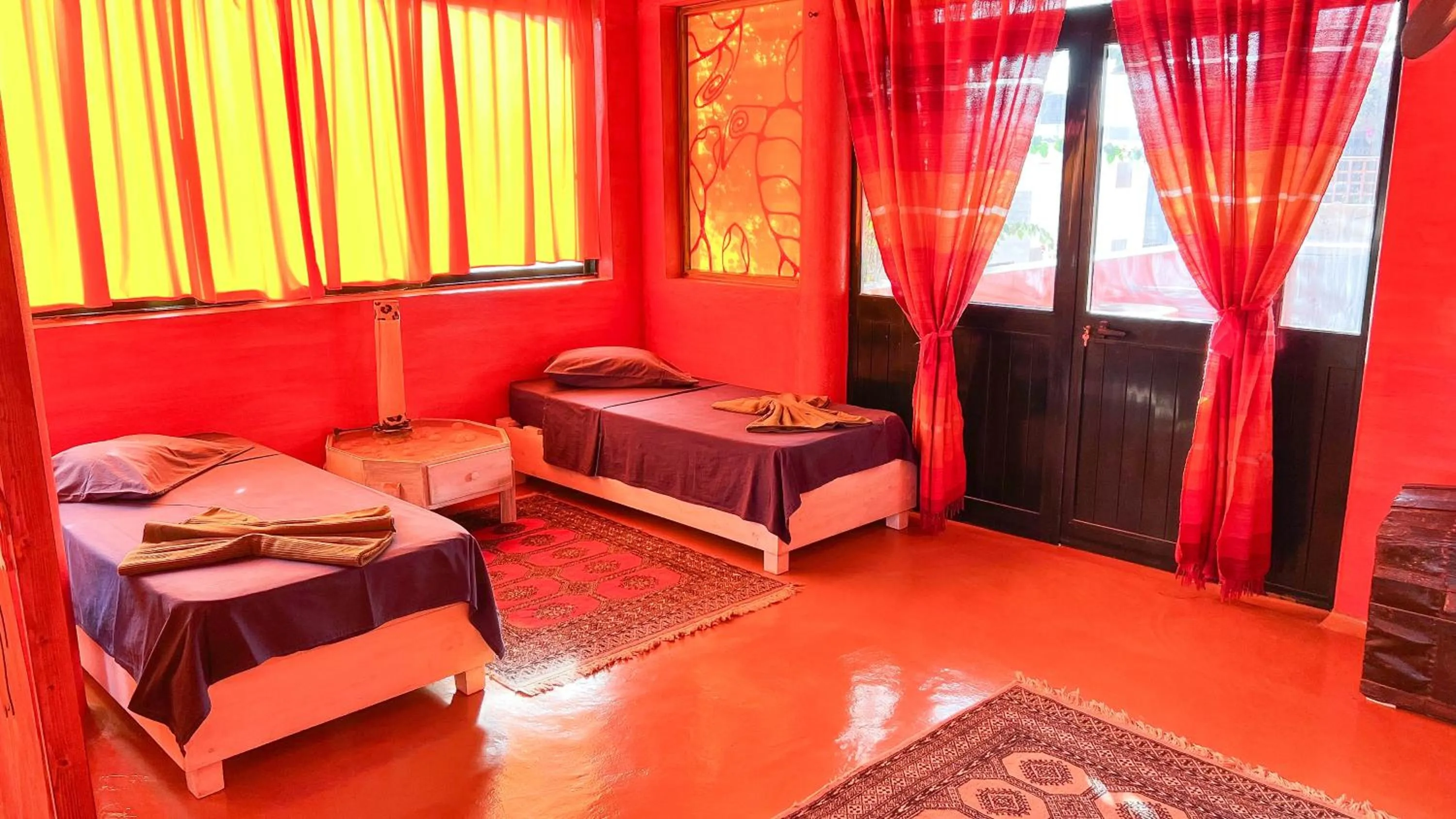 Bed in Surfactivity Guest House