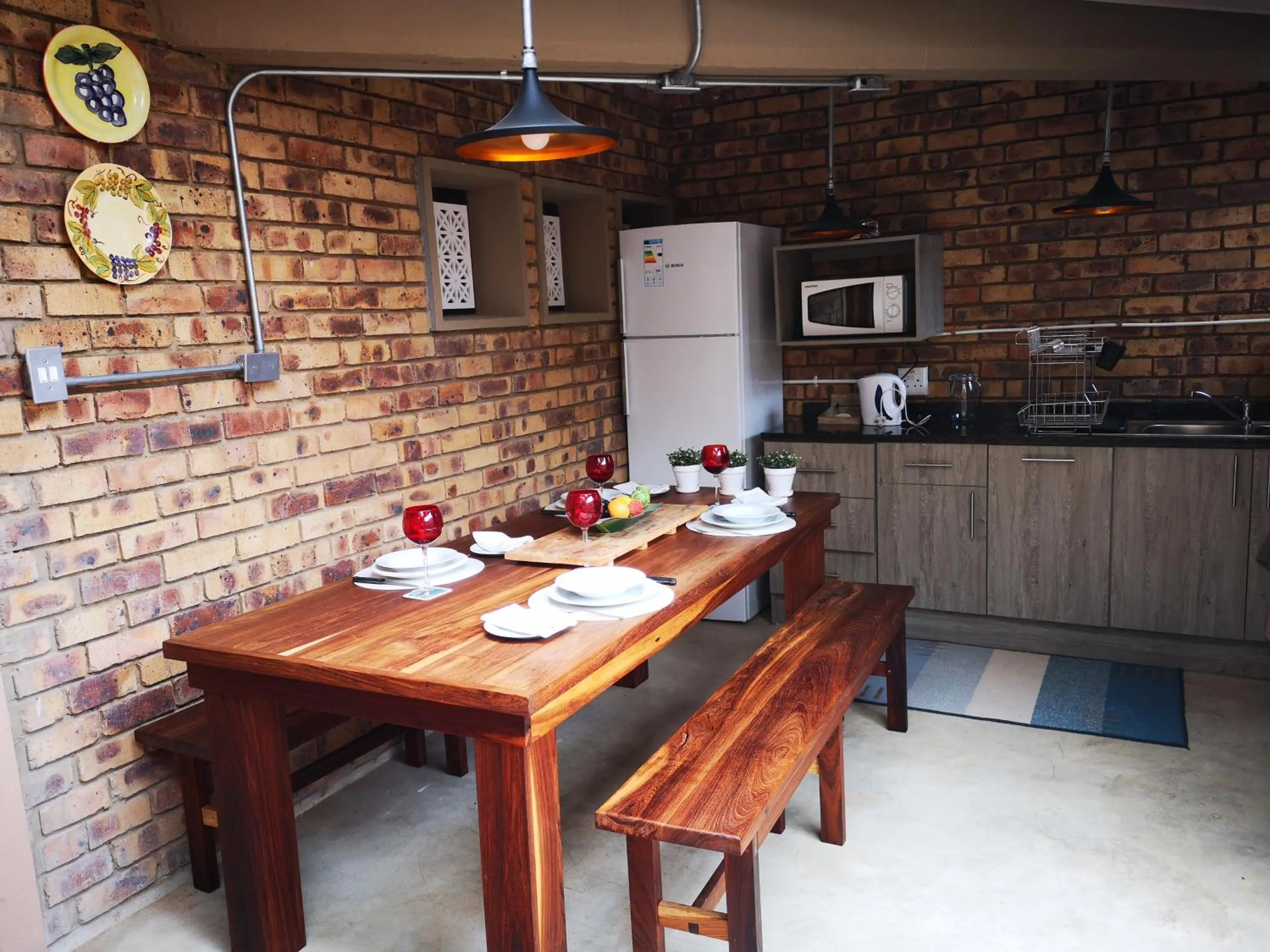 BBQ facilities in Dormio Manor Guest Lodge