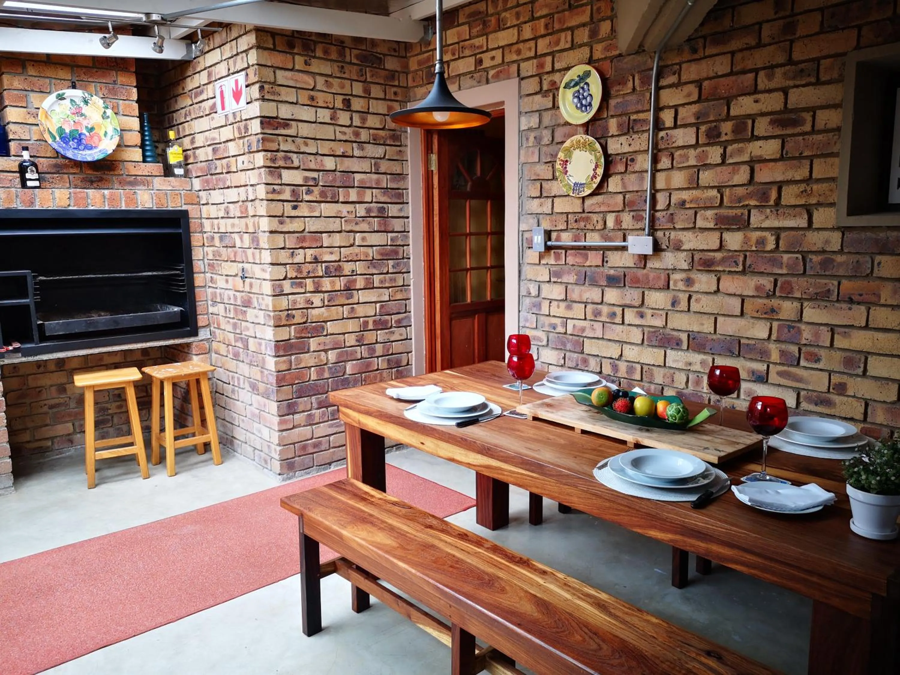 BBQ facilities in Dormio Manor Guest Lodge