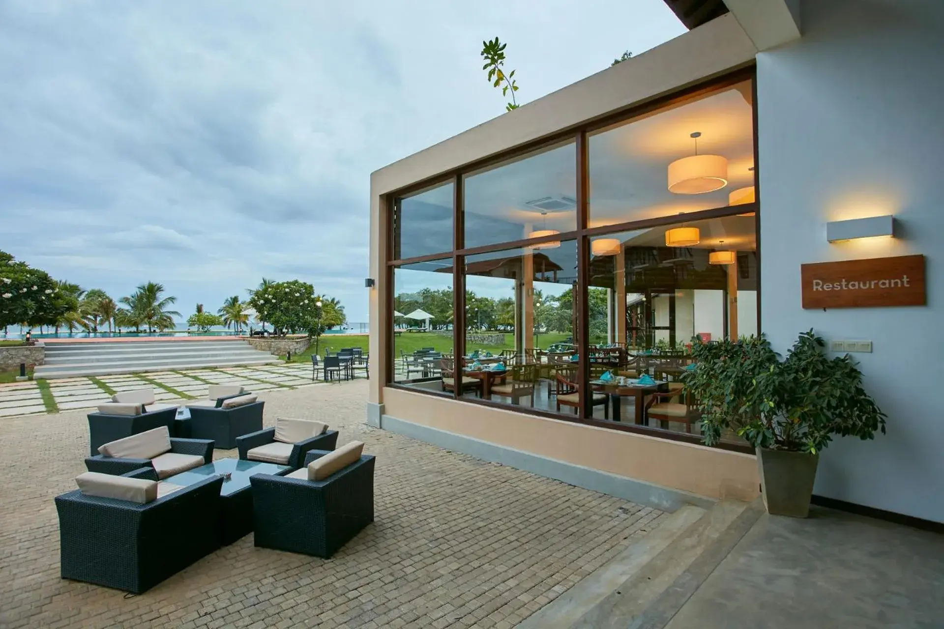 Restaurant/places to eat in The Calm Resort & Spa Restaurant/places to eat in The Calm Resort & Spa