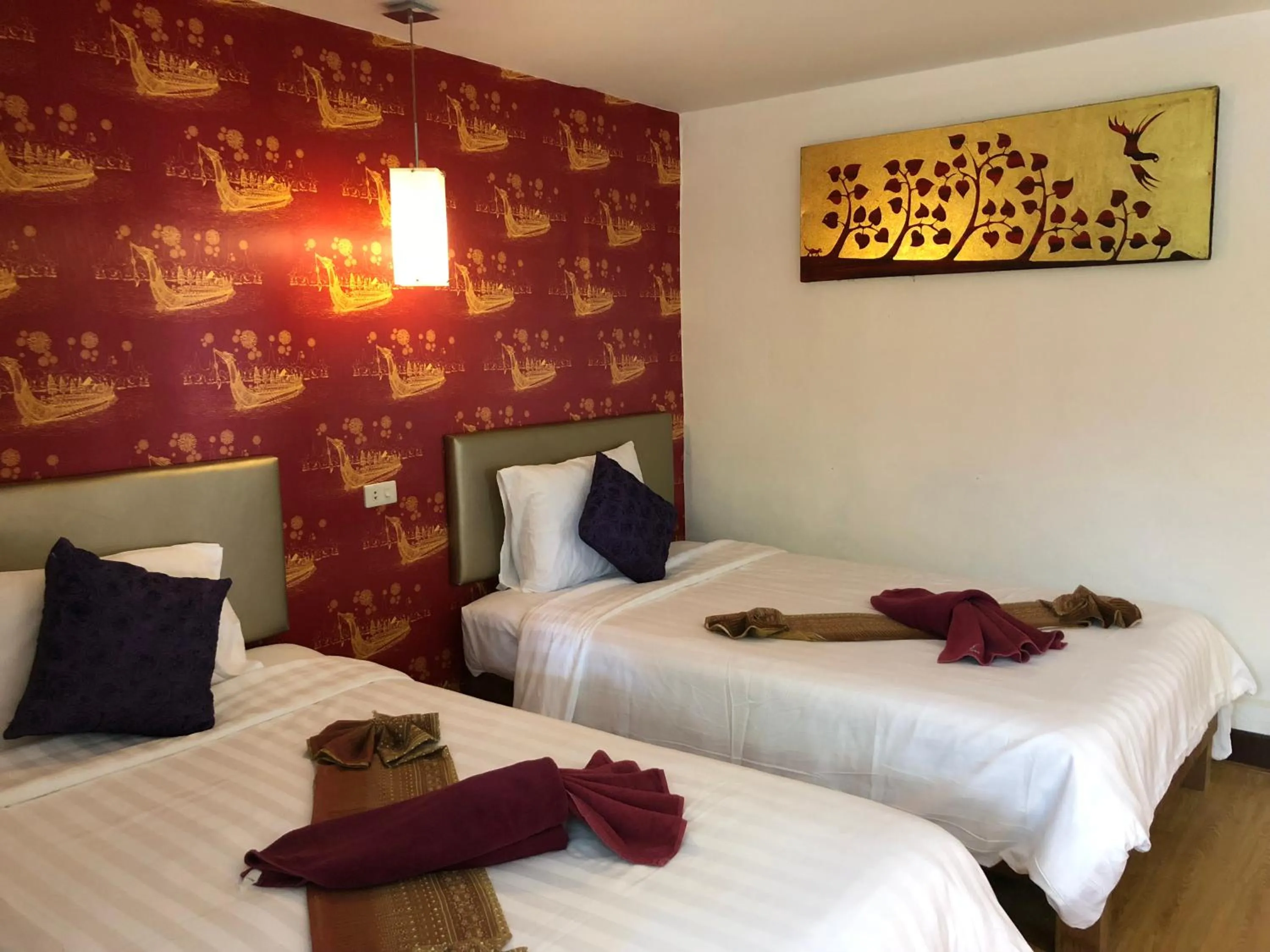 Bedroom, Bed in Paradise Resort Phi Phi