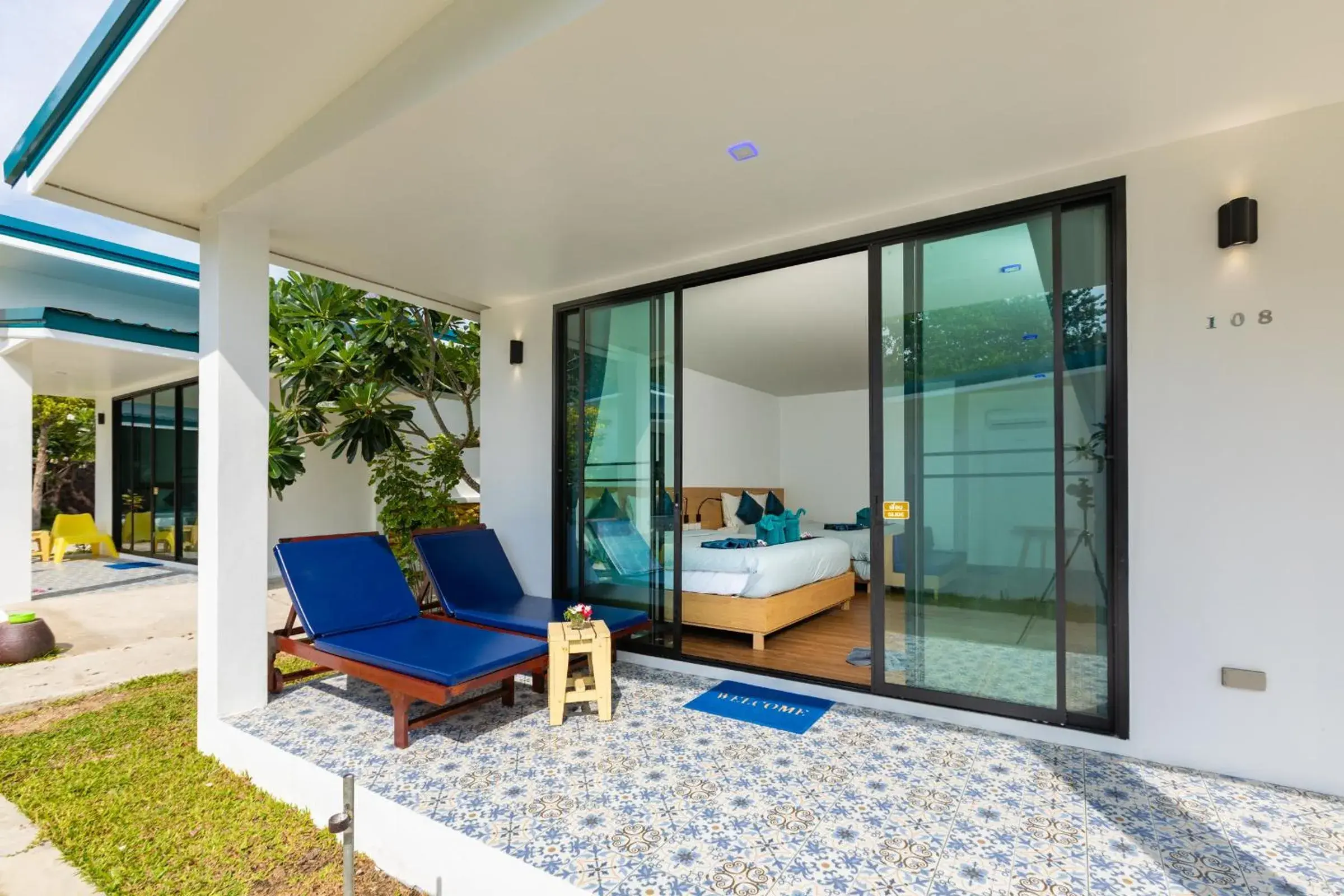 Garden view in Paradise Resort Phi Phi Garden view in Paradise Resort Phi Phi