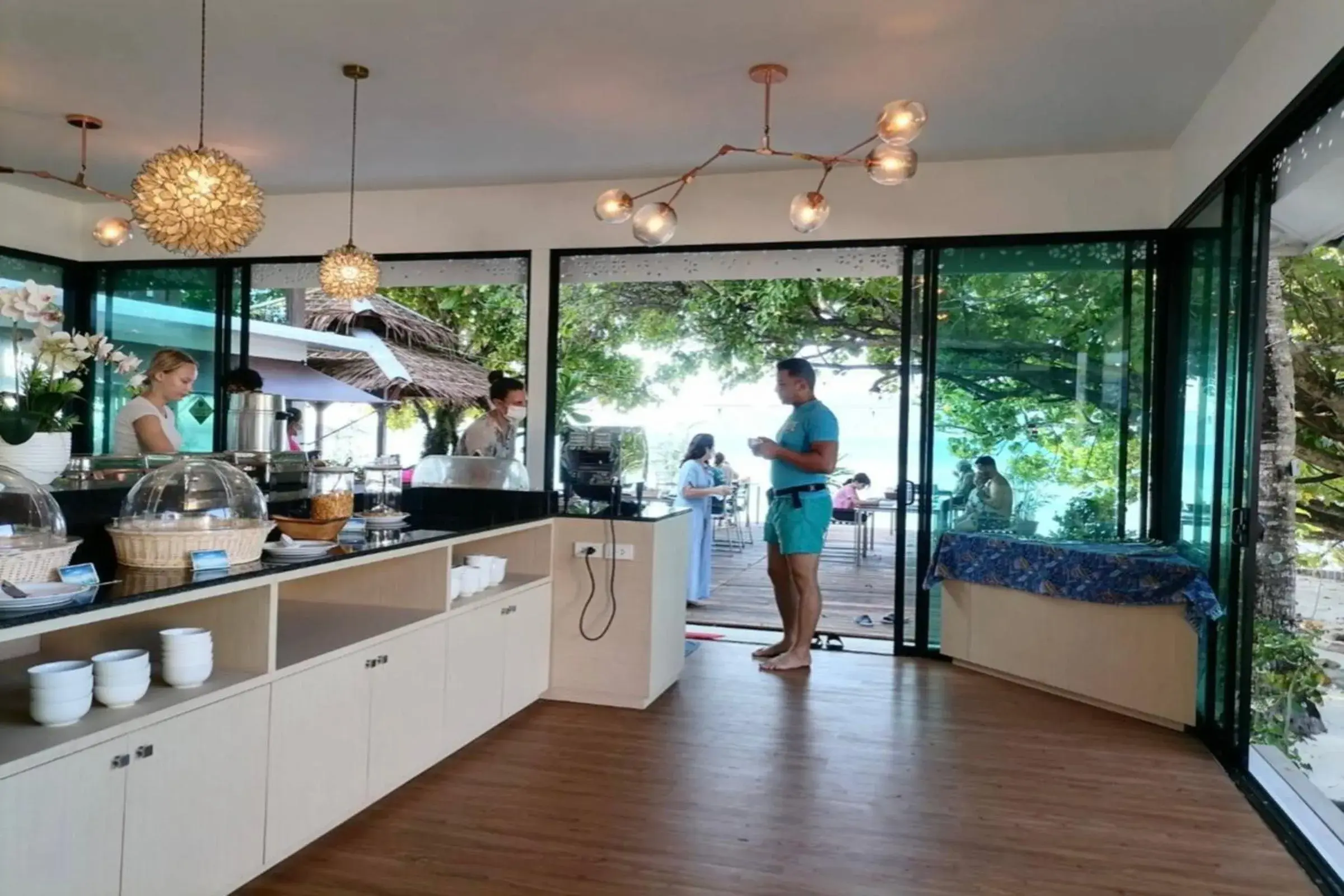 Restaurant/places to eat in Paradise Resort Phi Phi Restaurant/places to eat in Paradise Resort Phi Phi