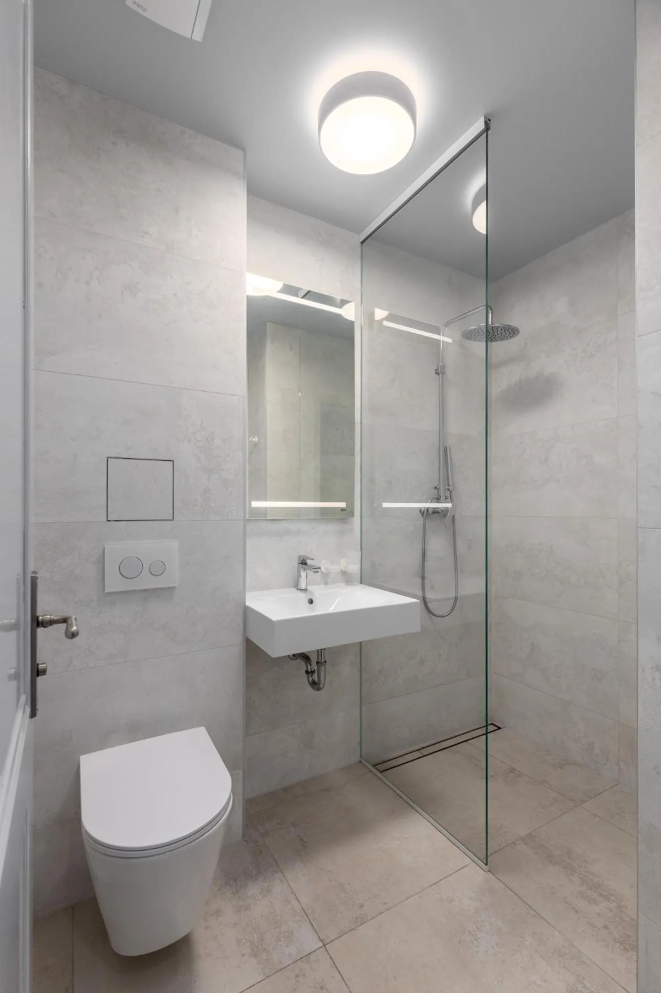 Bathroom in Roze Park Rooms