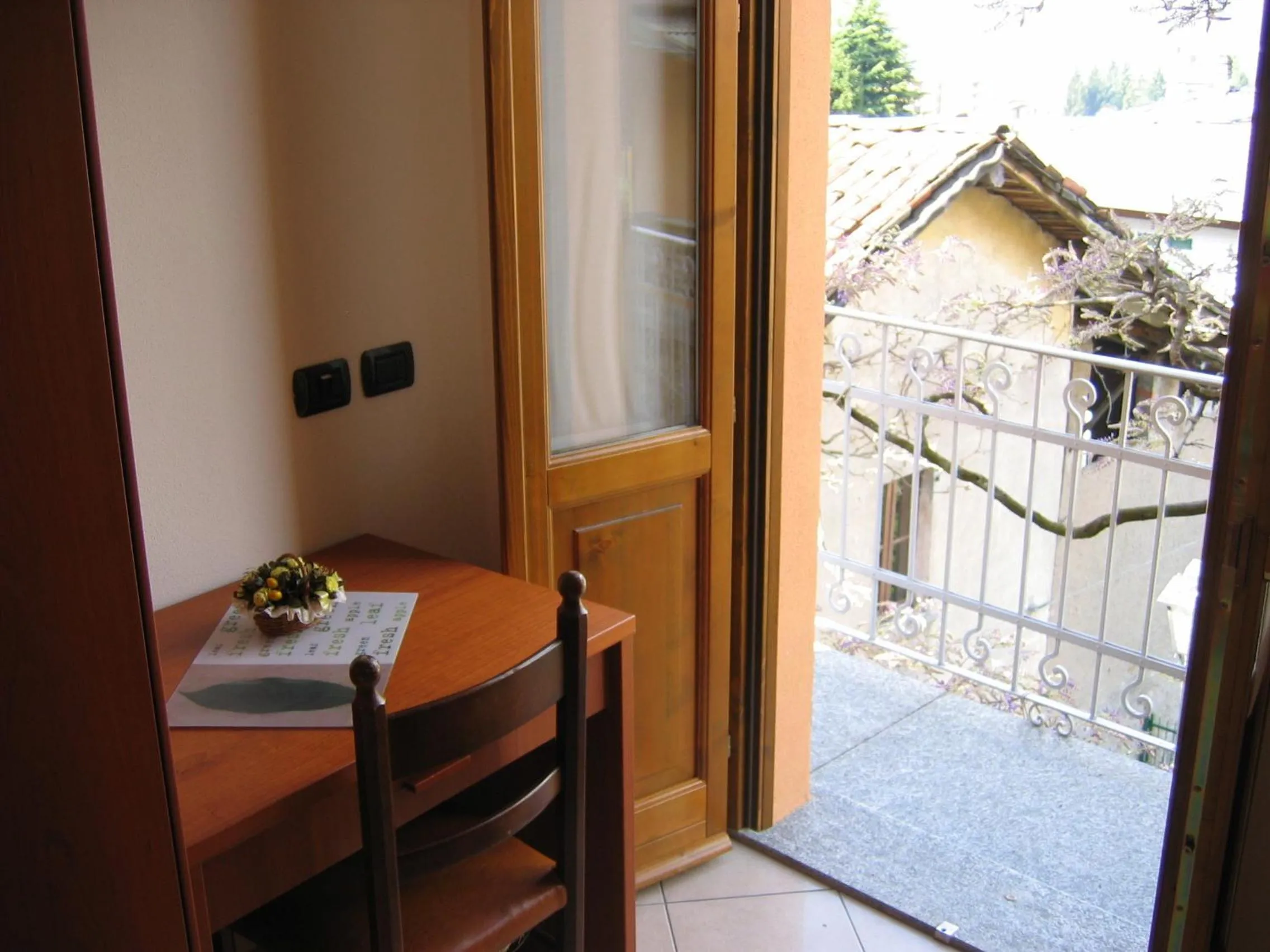 Decorative detail in Albergo Esposito