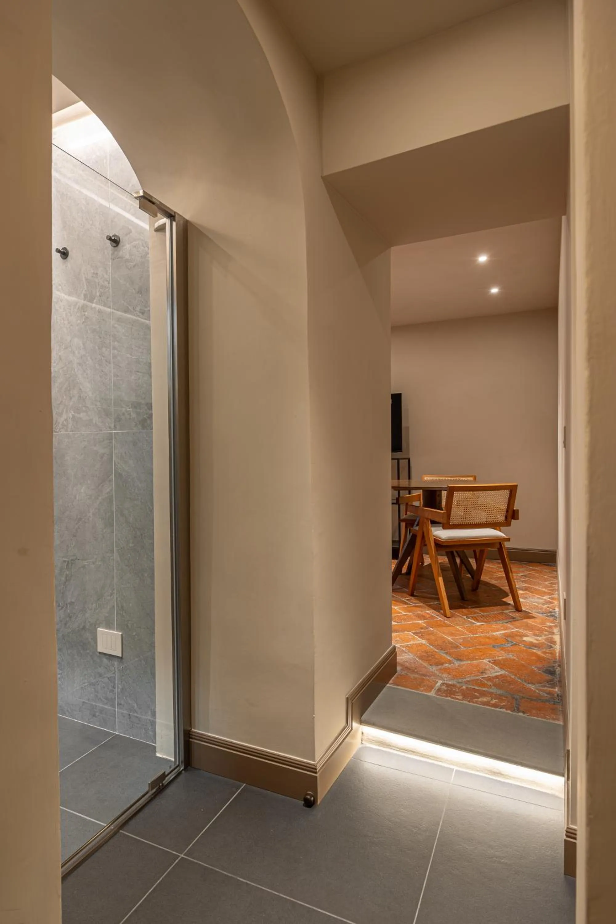 Dining area in Maggio Living