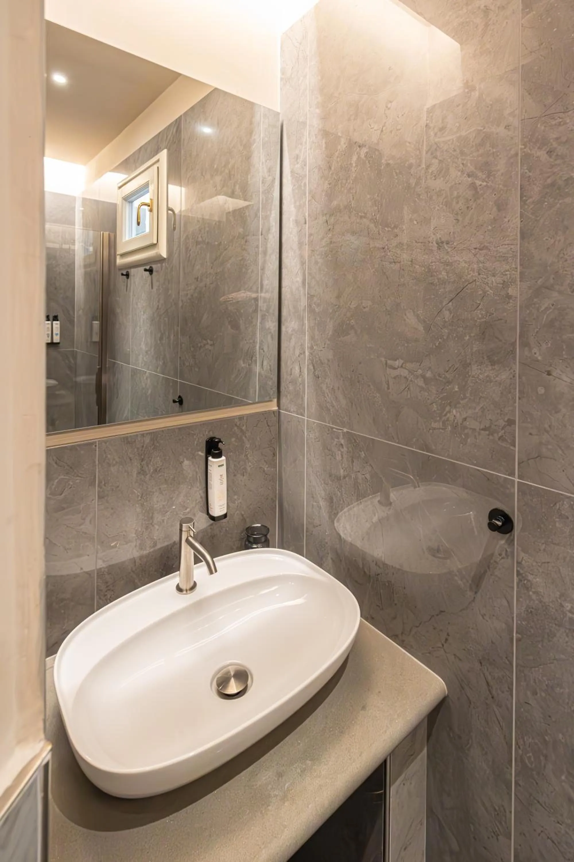 Bathroom in Maggio Living