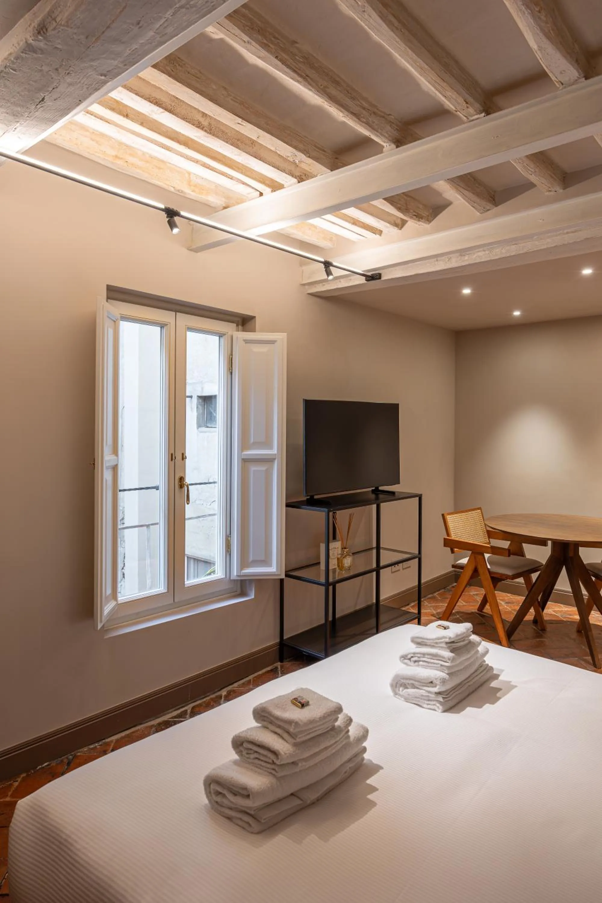 Bedroom, Bed in Maggio Living