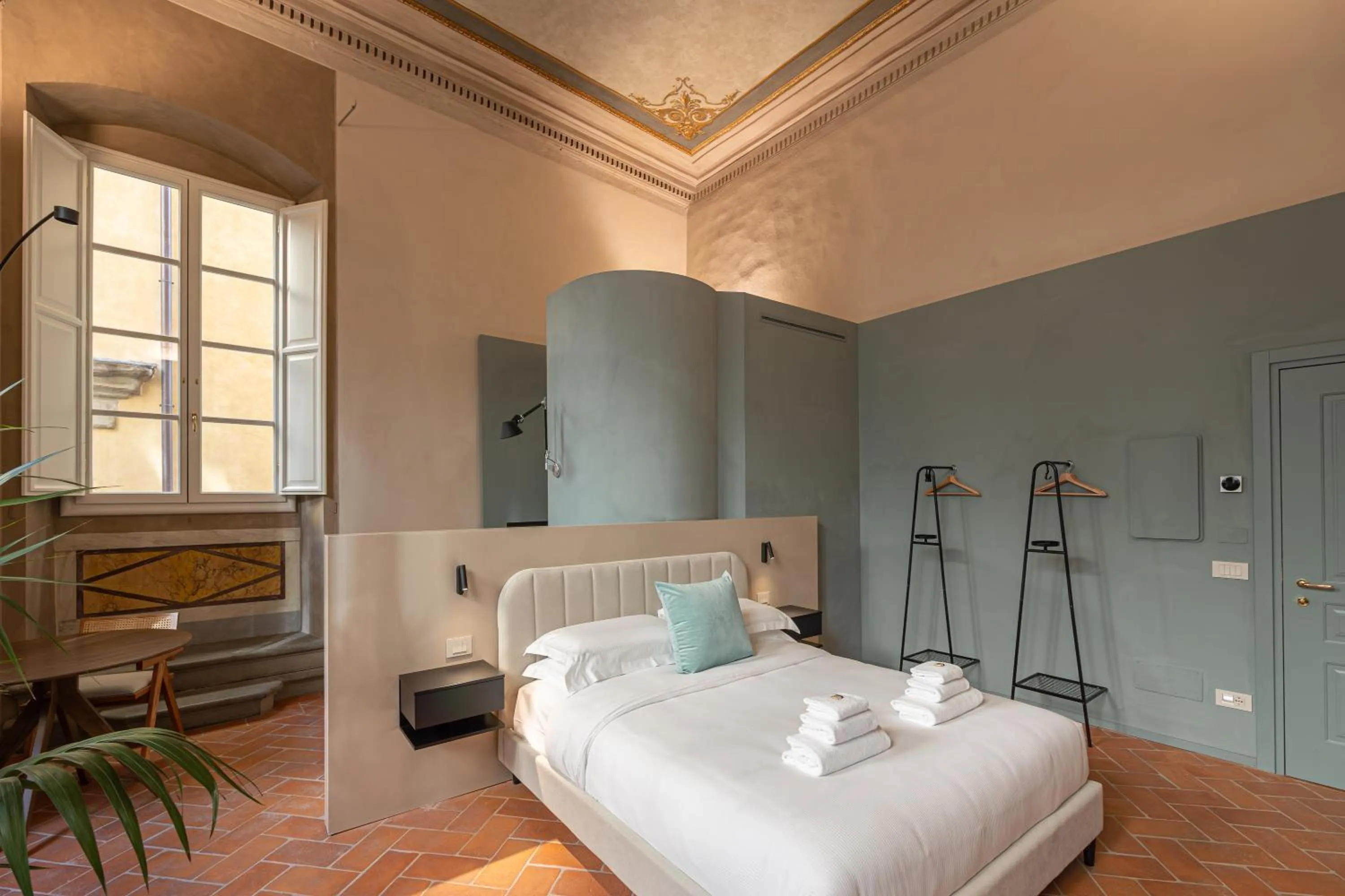 Bedroom, Bed in Maggio Living