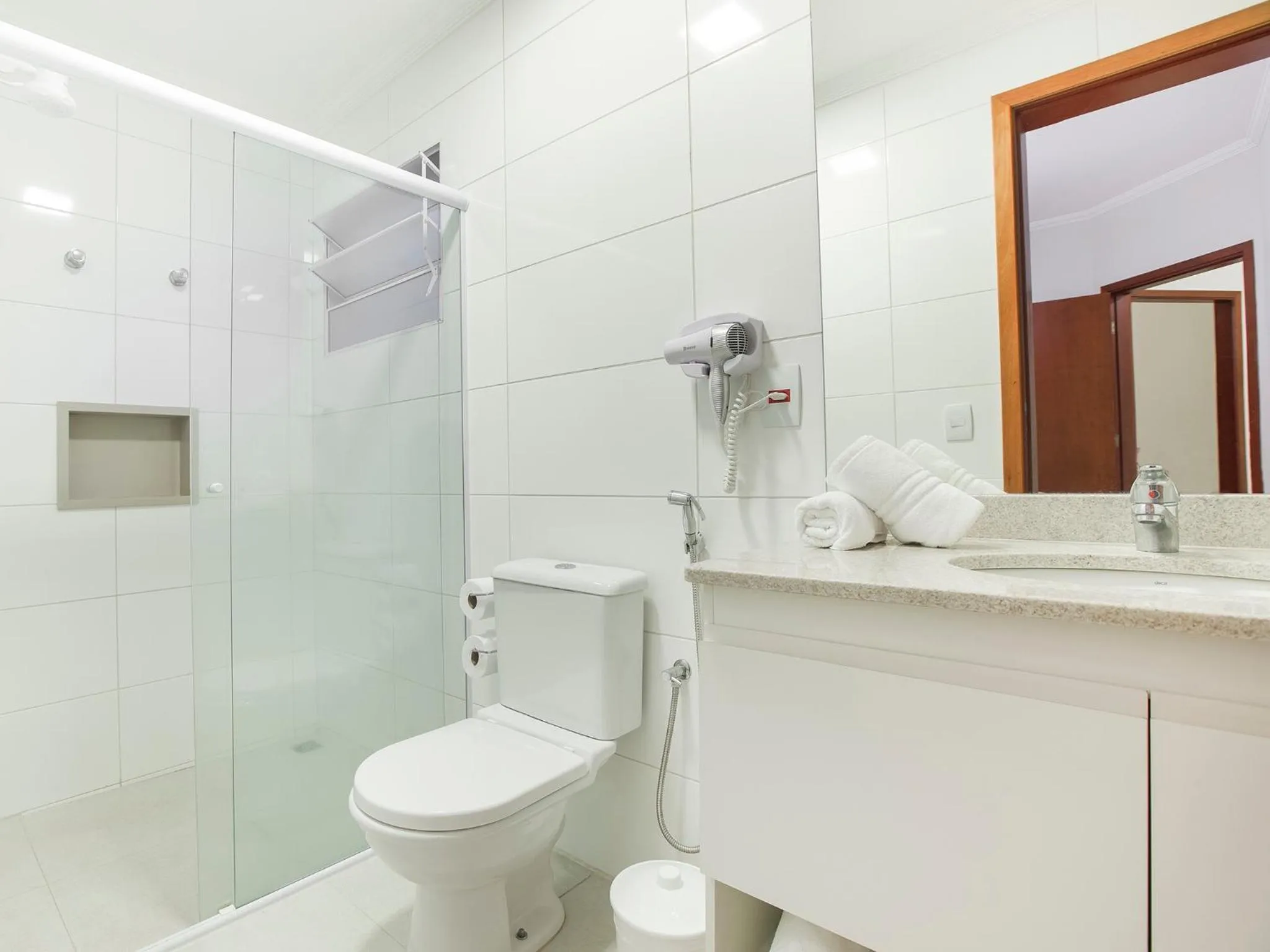 Bathroom in Vinhedo Plaza Hotel