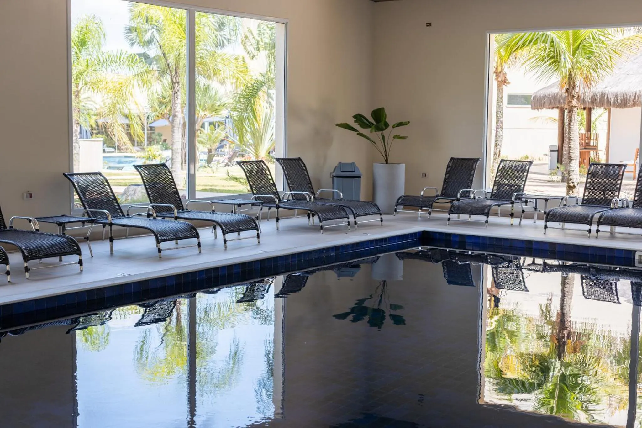 Swimming pool in Vinhedo Plaza Hotel