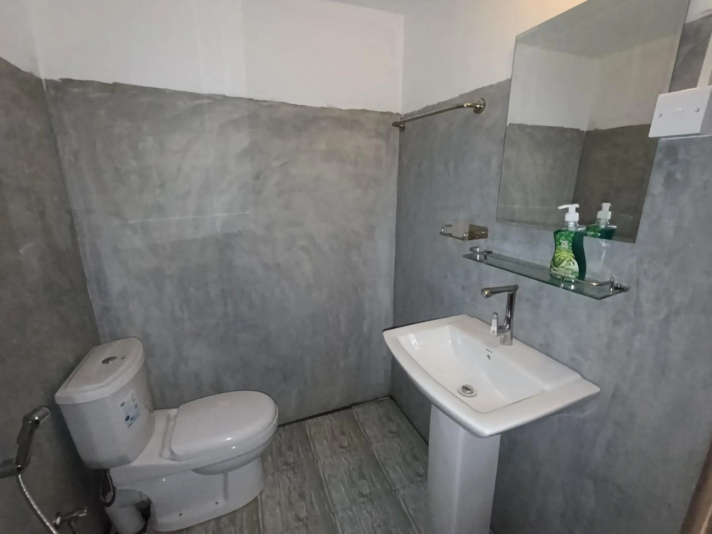 Triple Room in Surf Dream Villa Arugambay Triple Room in Surf Dream Villa Arugambay