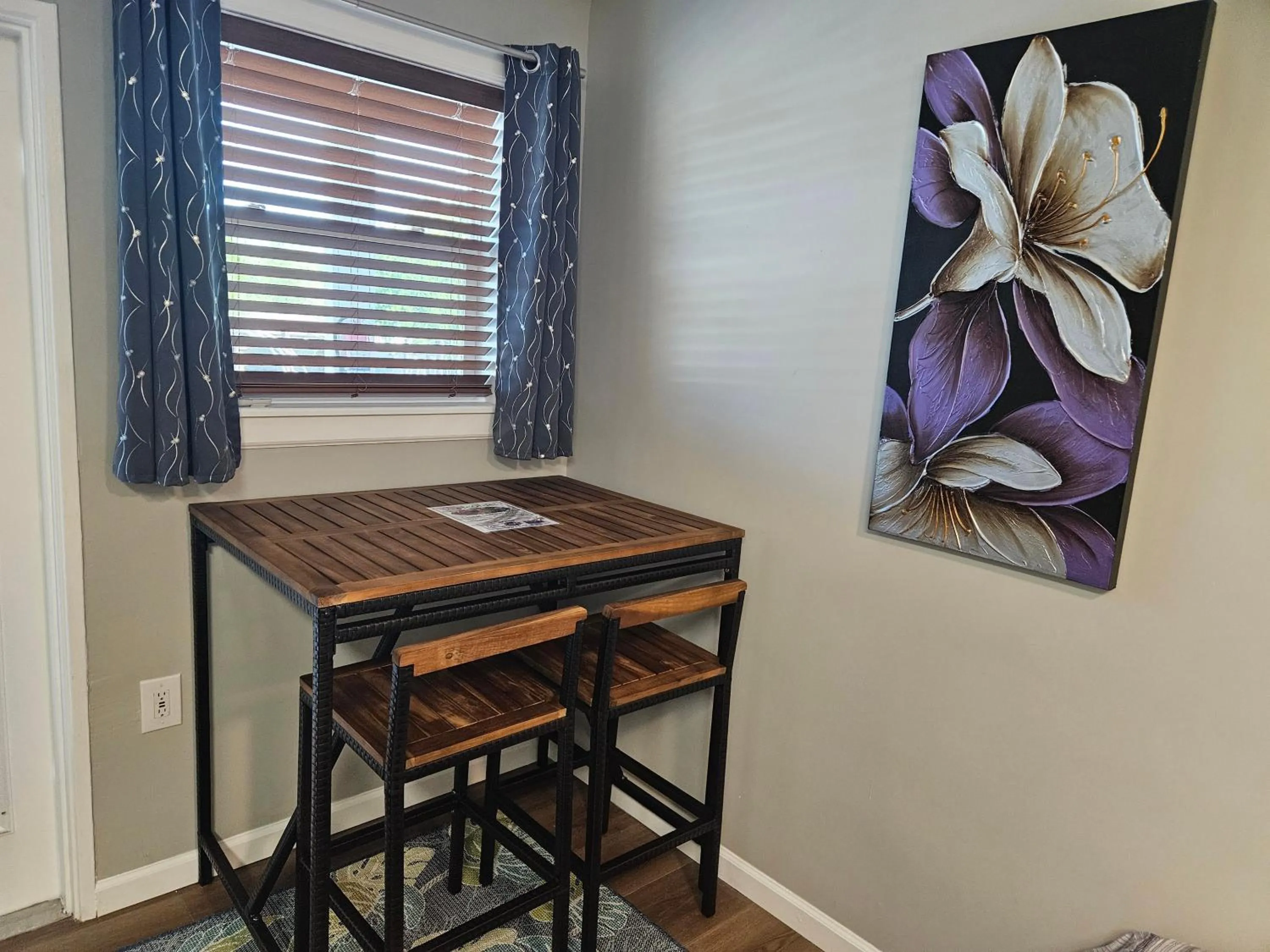 Liberty hill Executive Inn