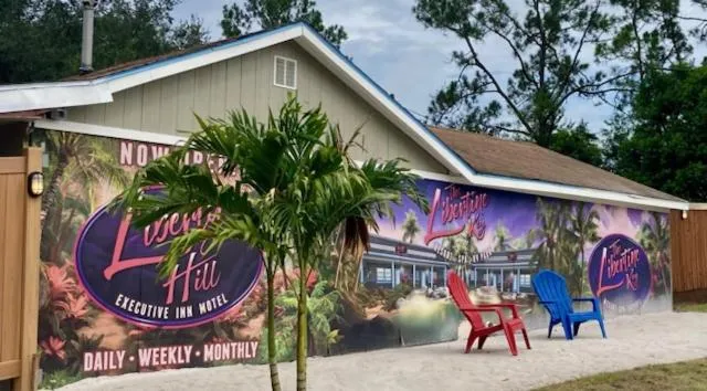 Liberty hill Executive Inn