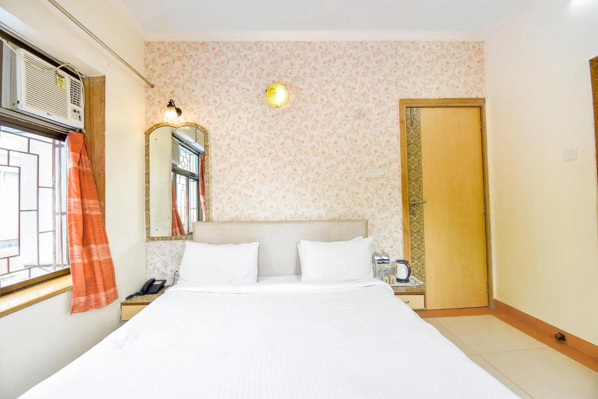 Bedroom, Bed in Sereniity Resort Lonavala