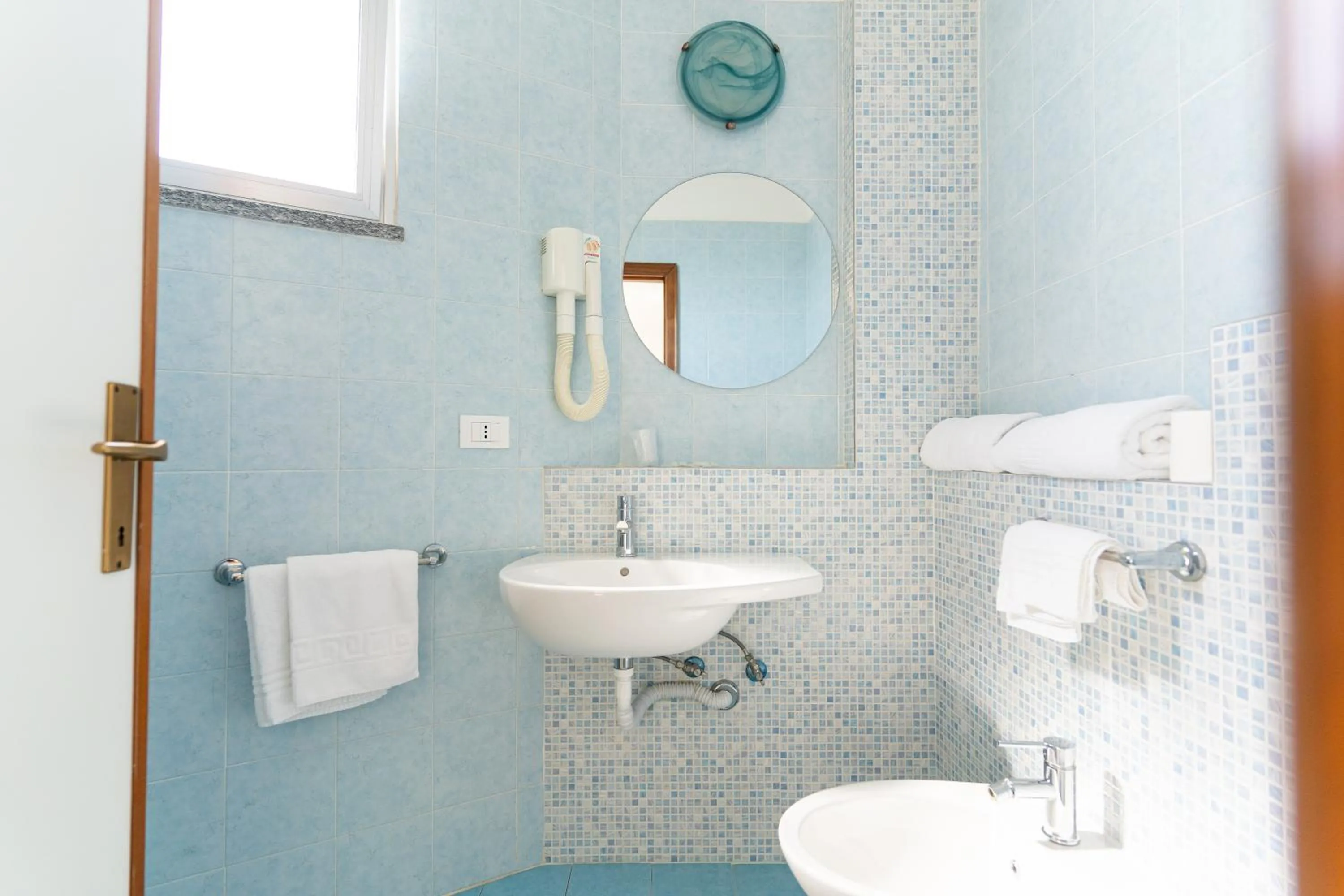 Bathroom in Hotel Concord