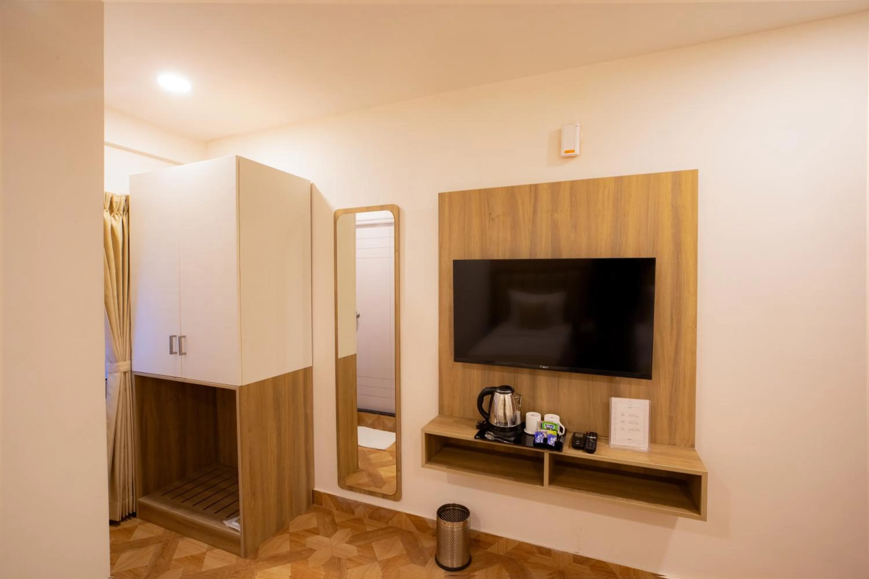 TV and multimedia in HZ Bangalore Stories