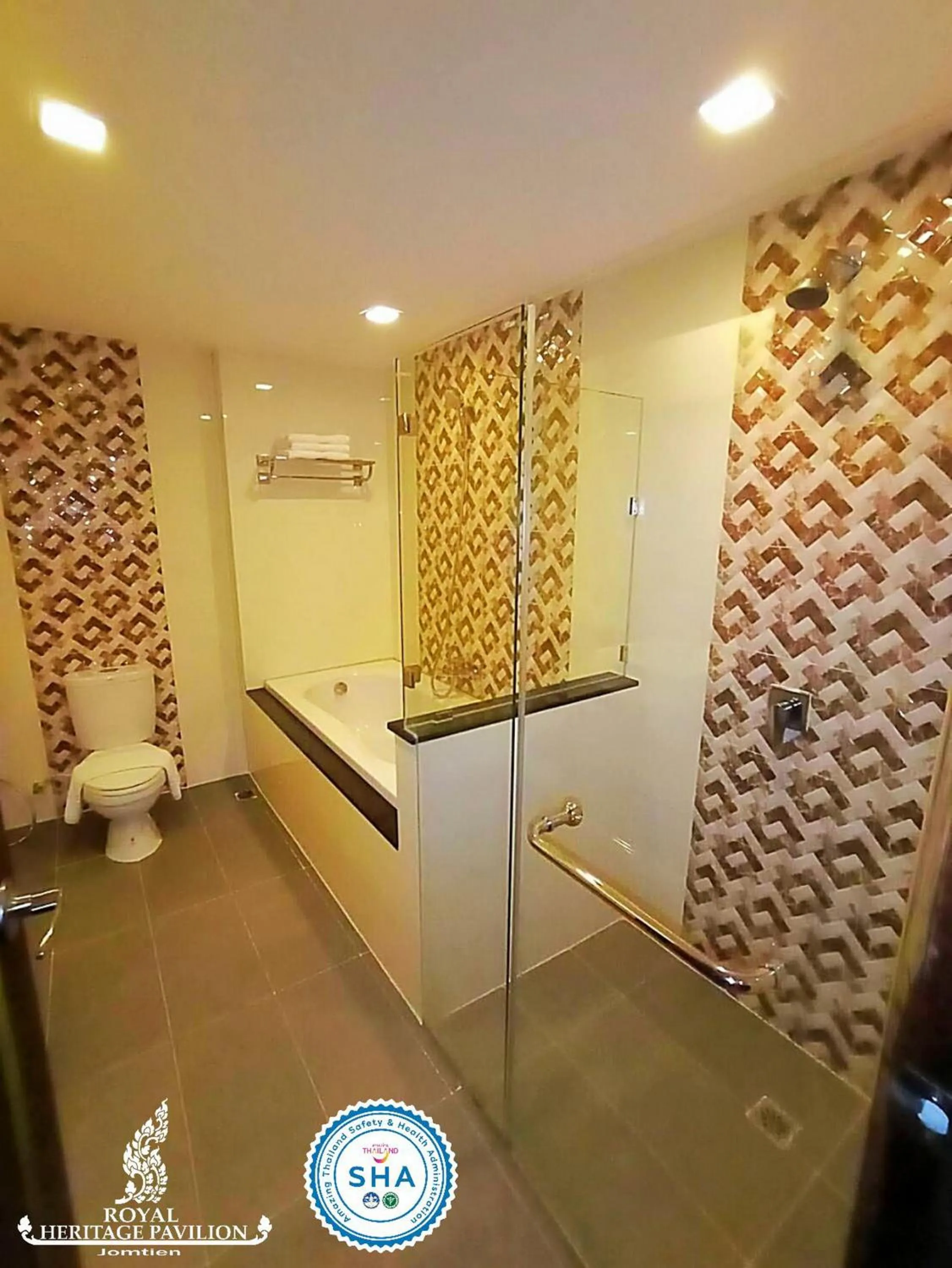 Shower in Royal Heritage Pavilion, Jomtien