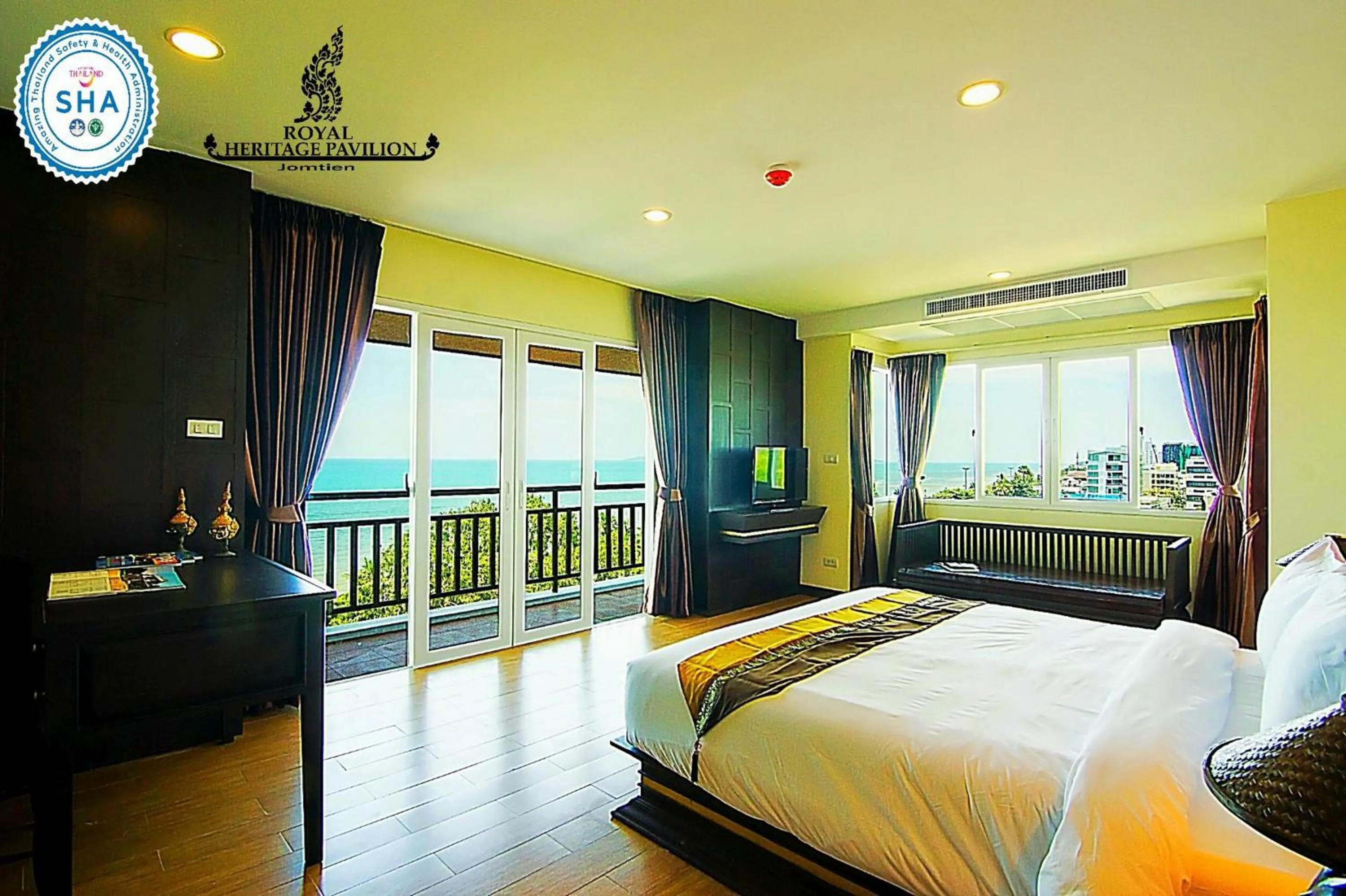 View (from property/room), Bed in Royal Heritage Pavilion, Jomtien