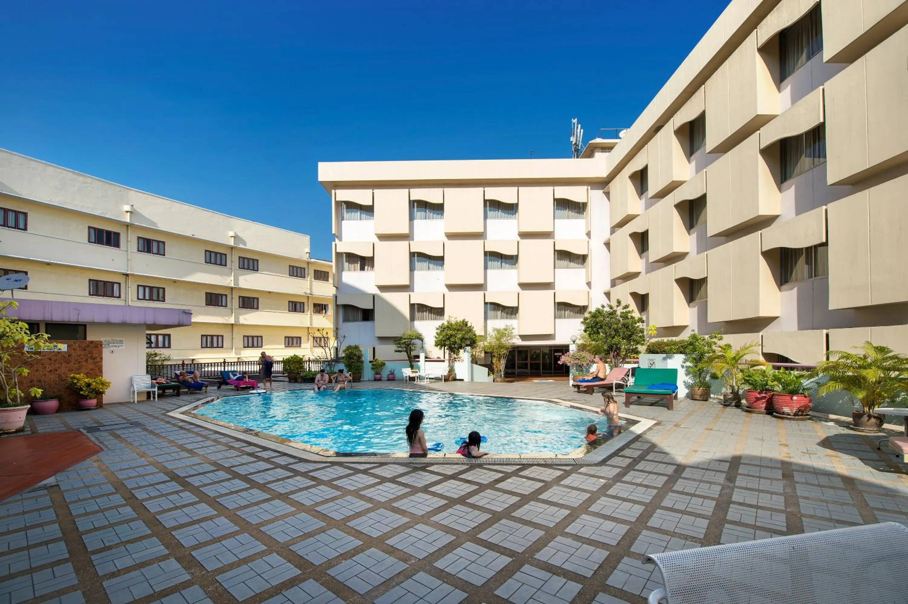 Swimming pool in Royal Rattanakosin Hotel - Near Grand Palace & Khaosan Road