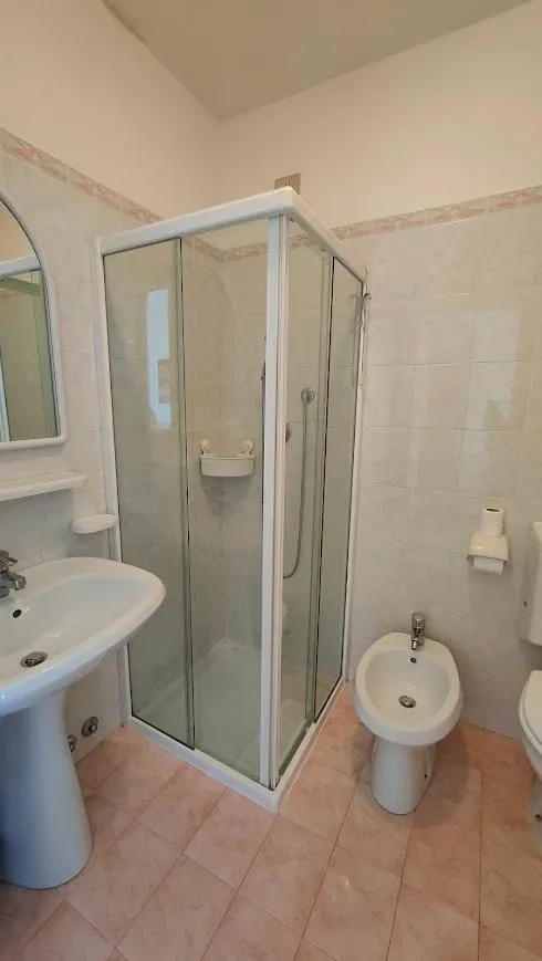 Bathroom in Hotel Capri