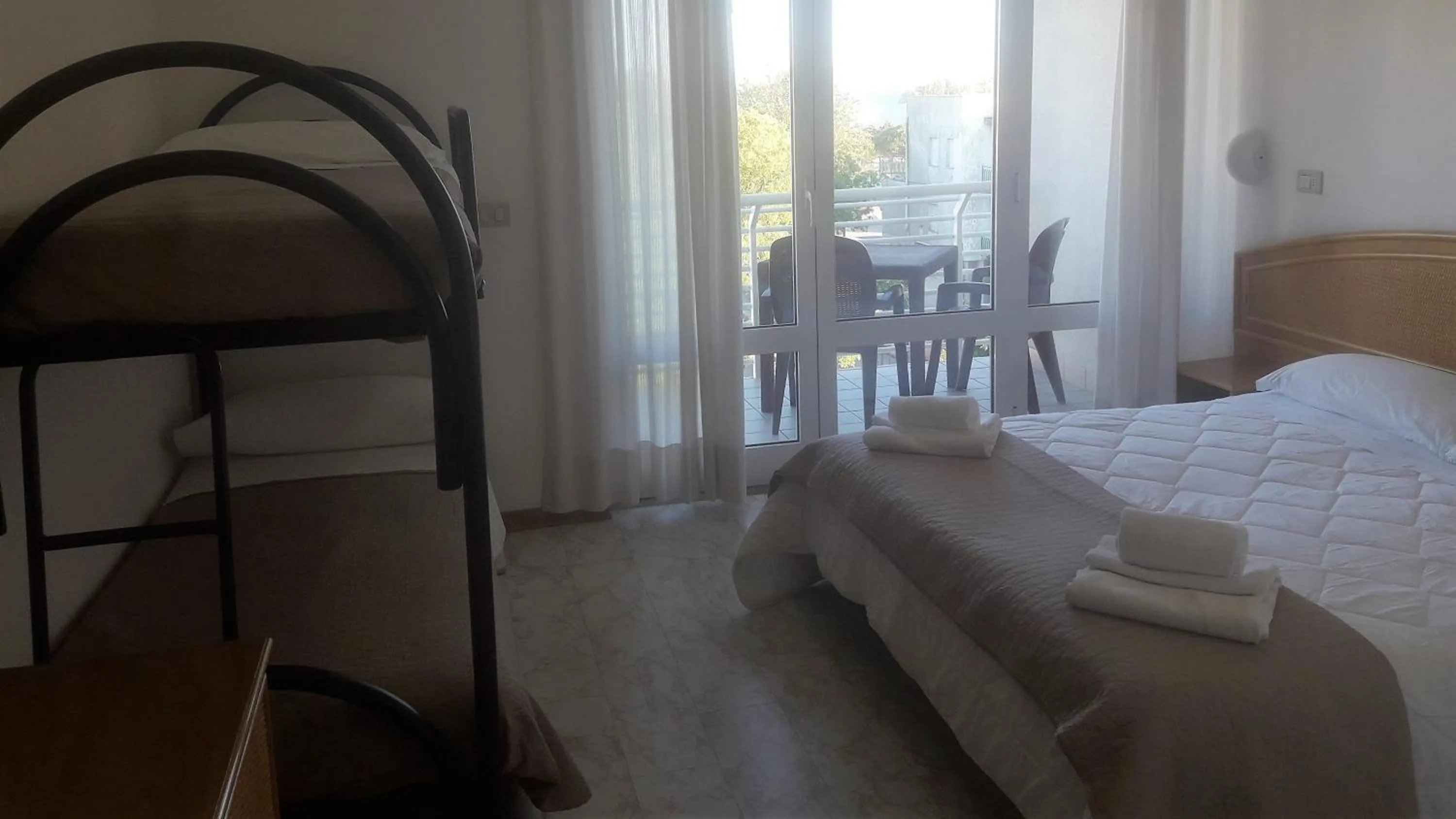 Photo of the whole room, Bed in Hotel Capri