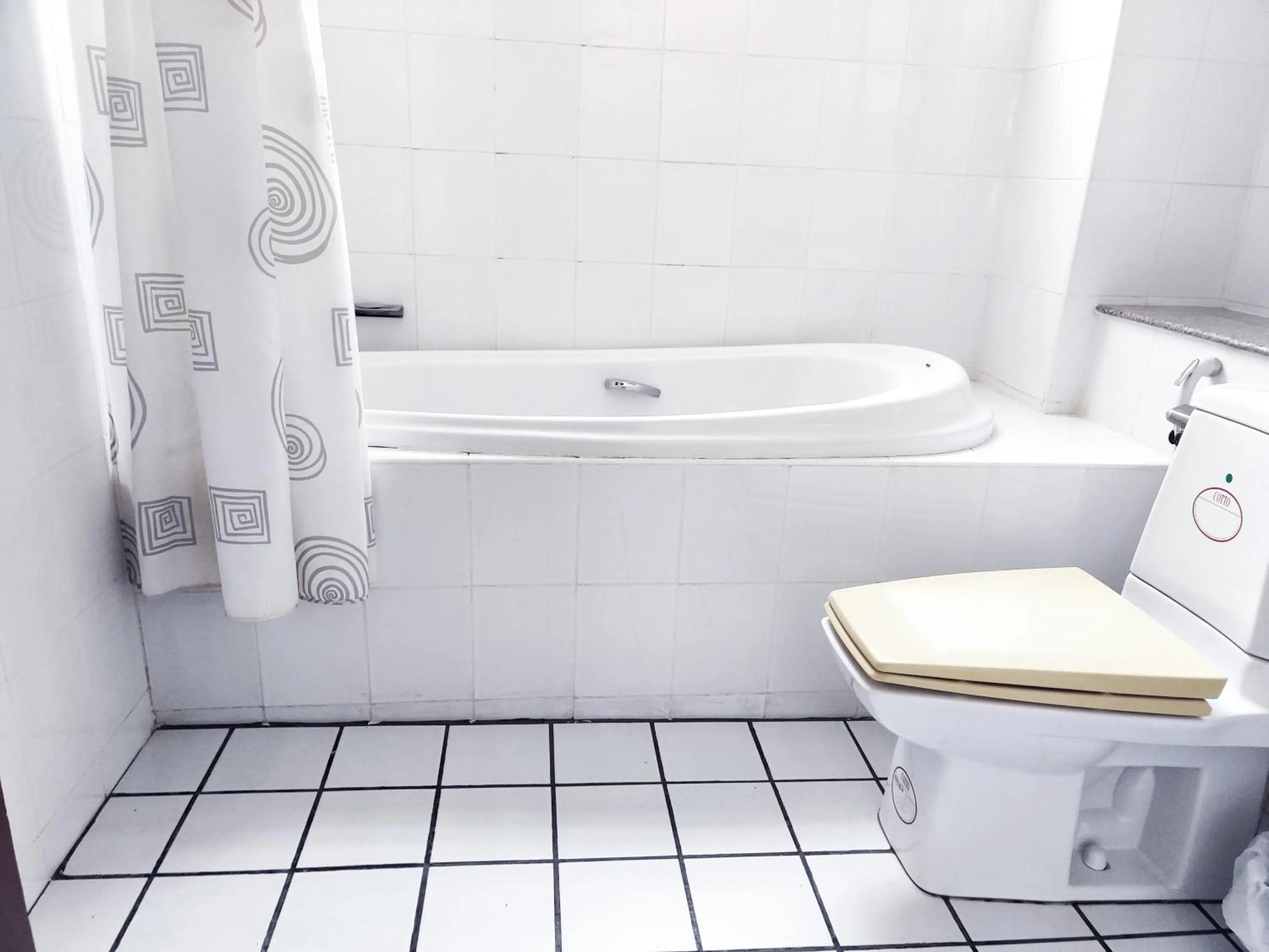 Bathroom in Thong Paeka Hotel