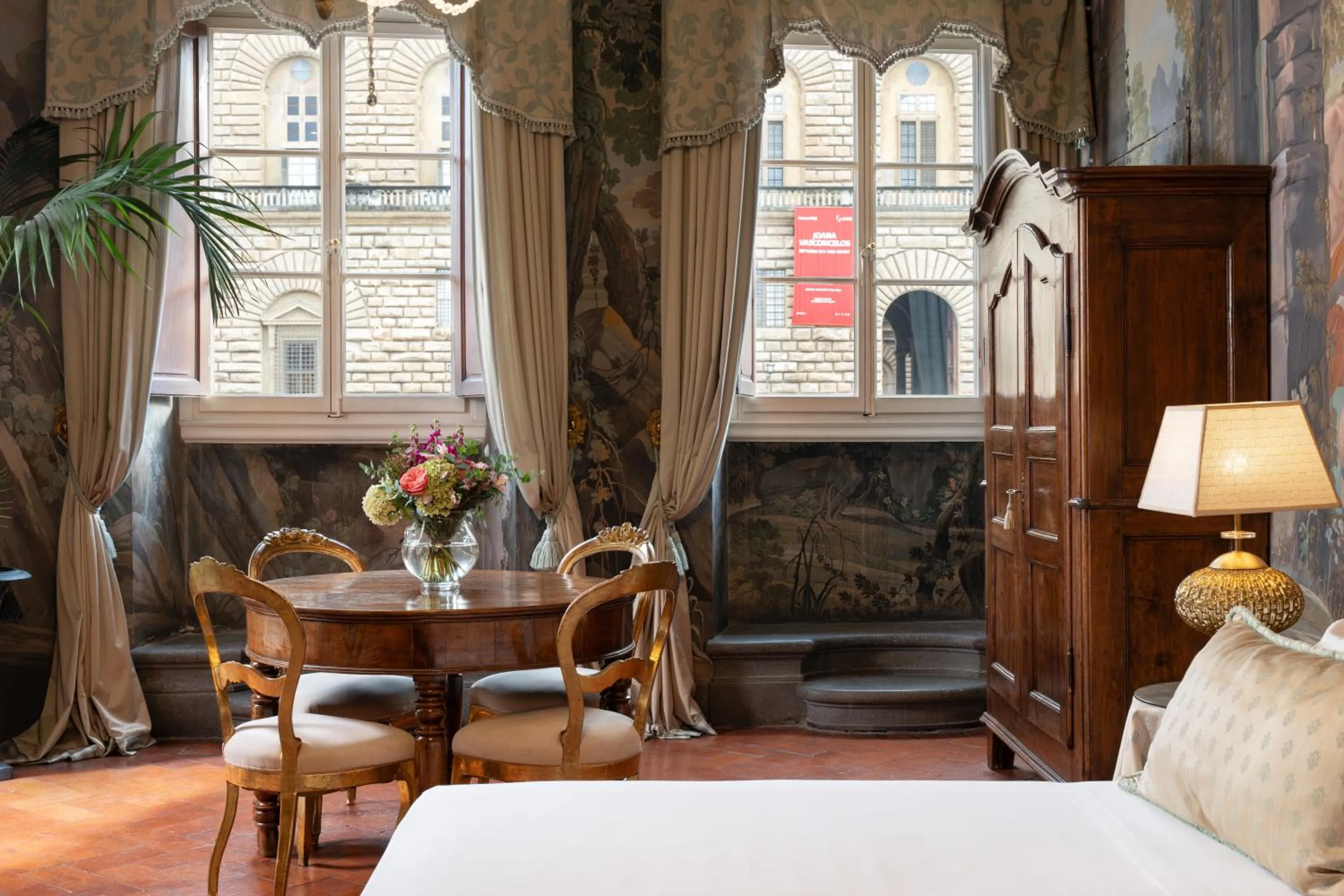 Photo of the whole room, Bed in Piazza Pitti Palace - Residenza d'Epoca