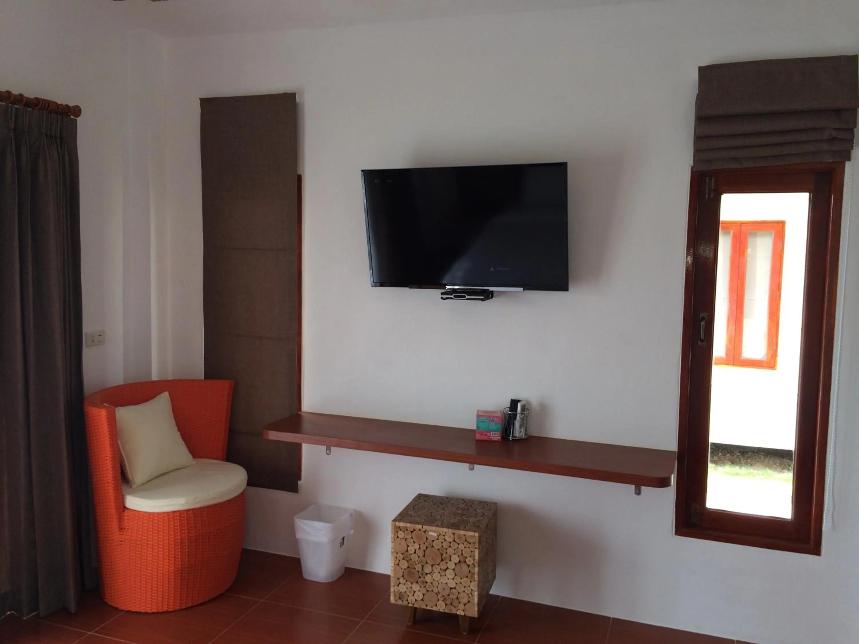 TV and multimedia in Lemon Resort
