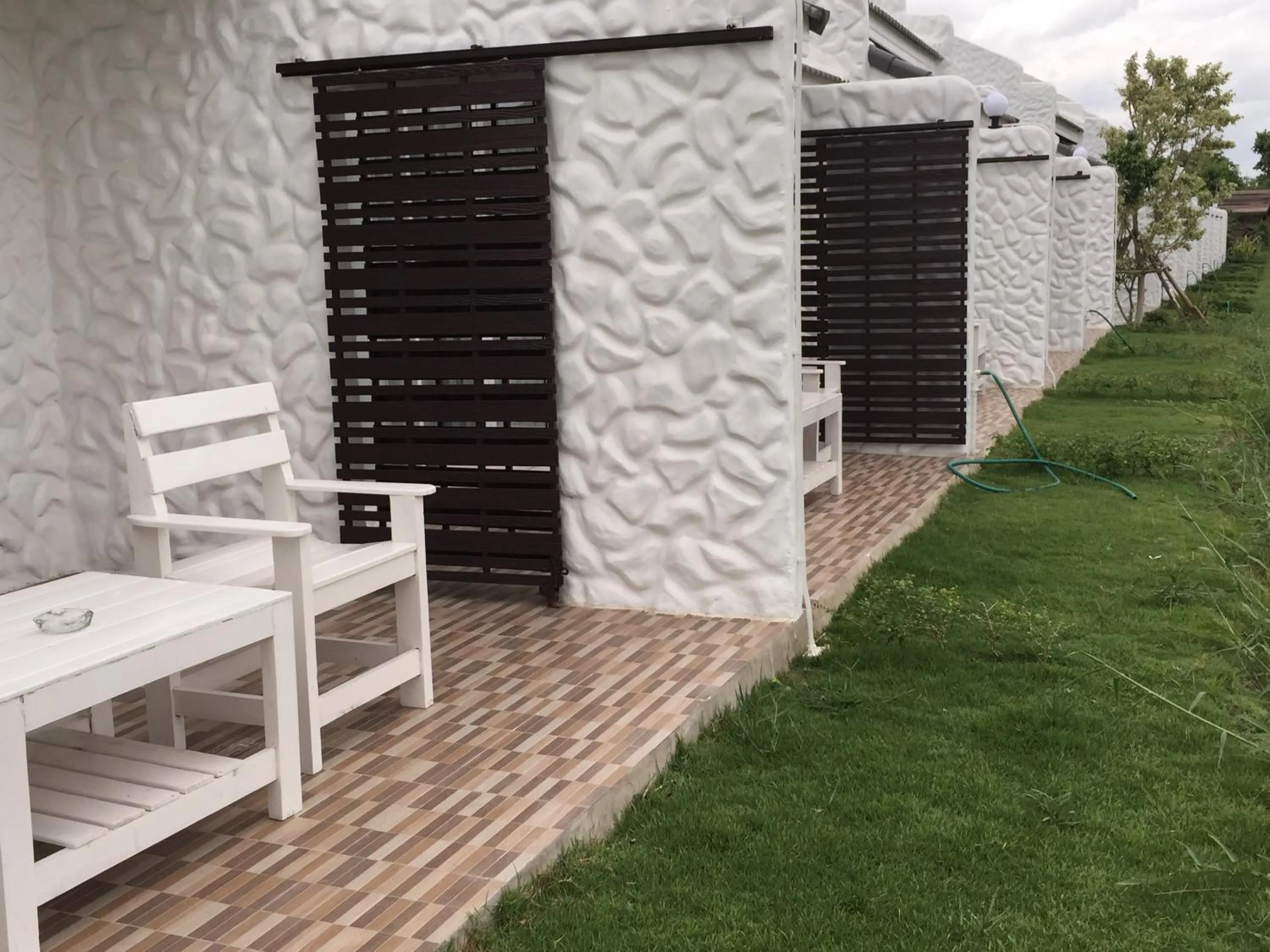 Property building in Lemon Resort