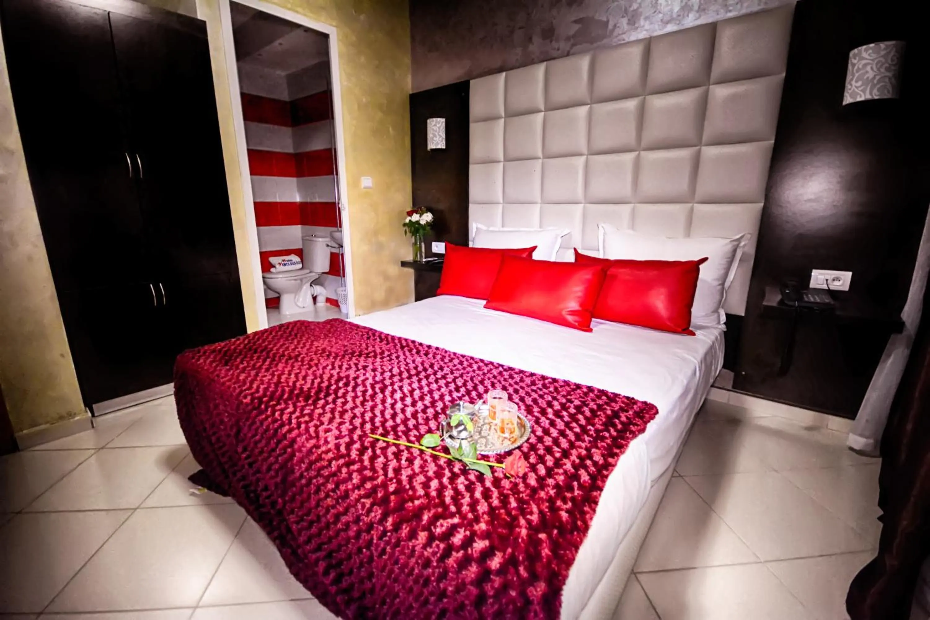 Bedroom, Bed in Hotel Vents Des Iles