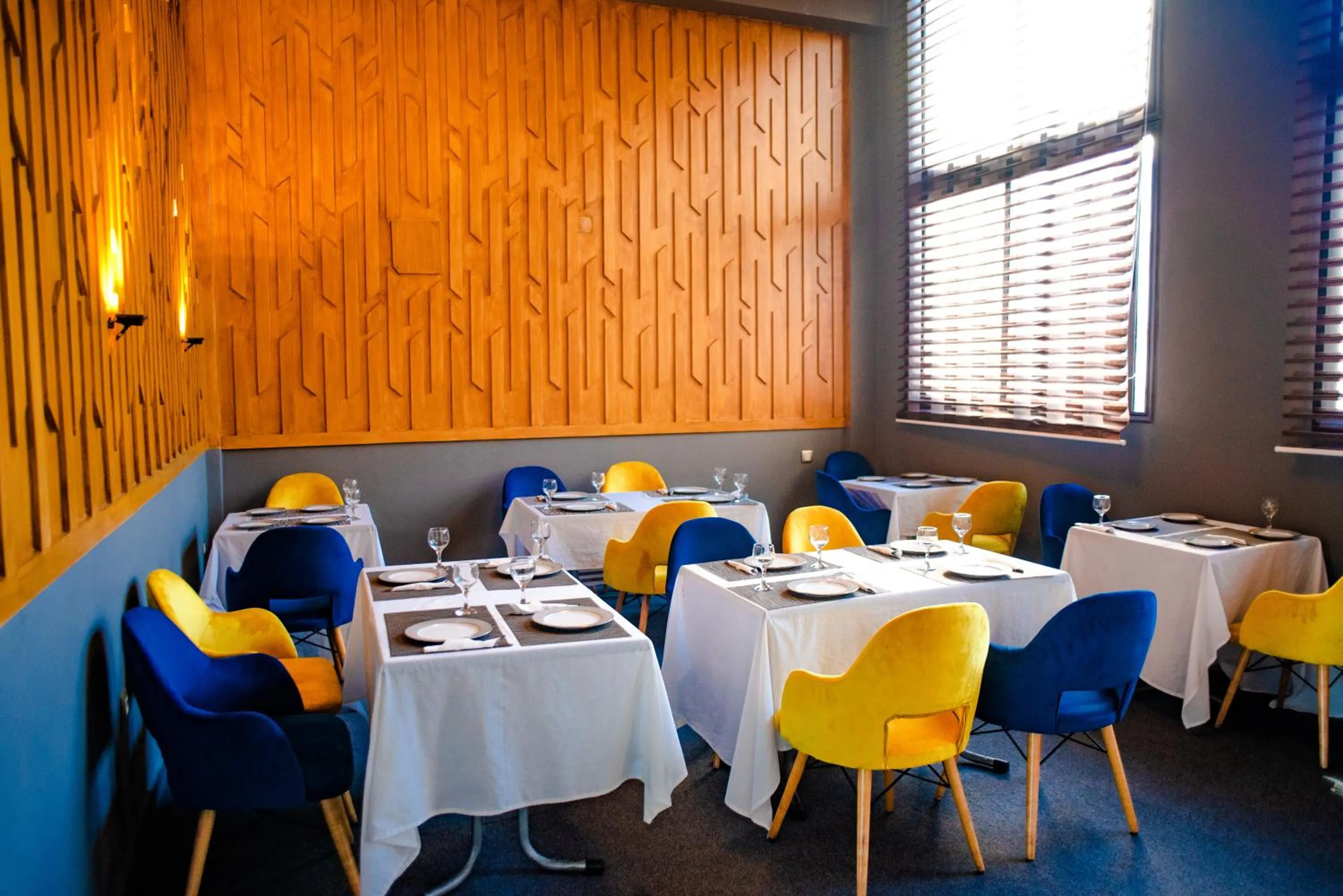 Restaurant/places to eat in Hotel Vents Des Iles