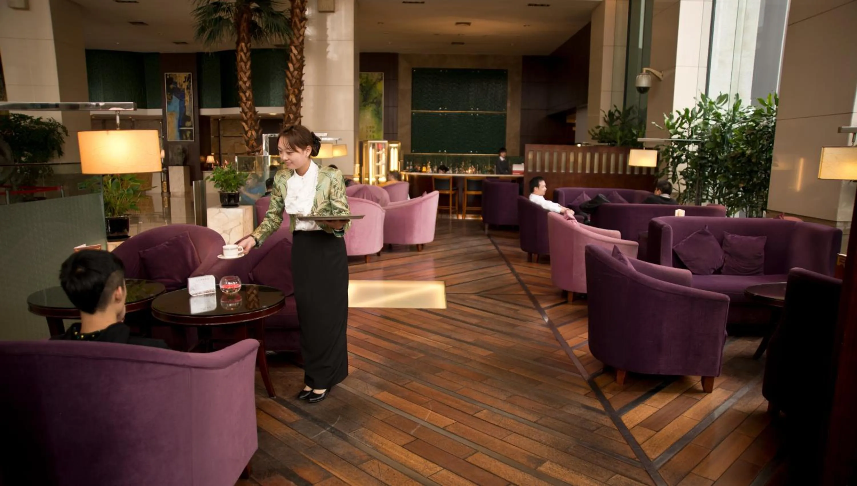 Communal lounge/ TV room in Overseas Chinese Hotel Wenzhou