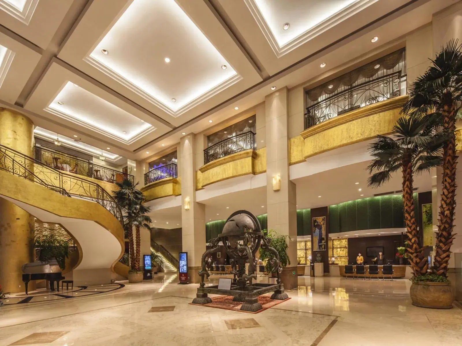 Facade/entrance in Overseas Chinese Hotel Wenzhou Facade/entrance in Overseas Chinese Hotel Wenzhou