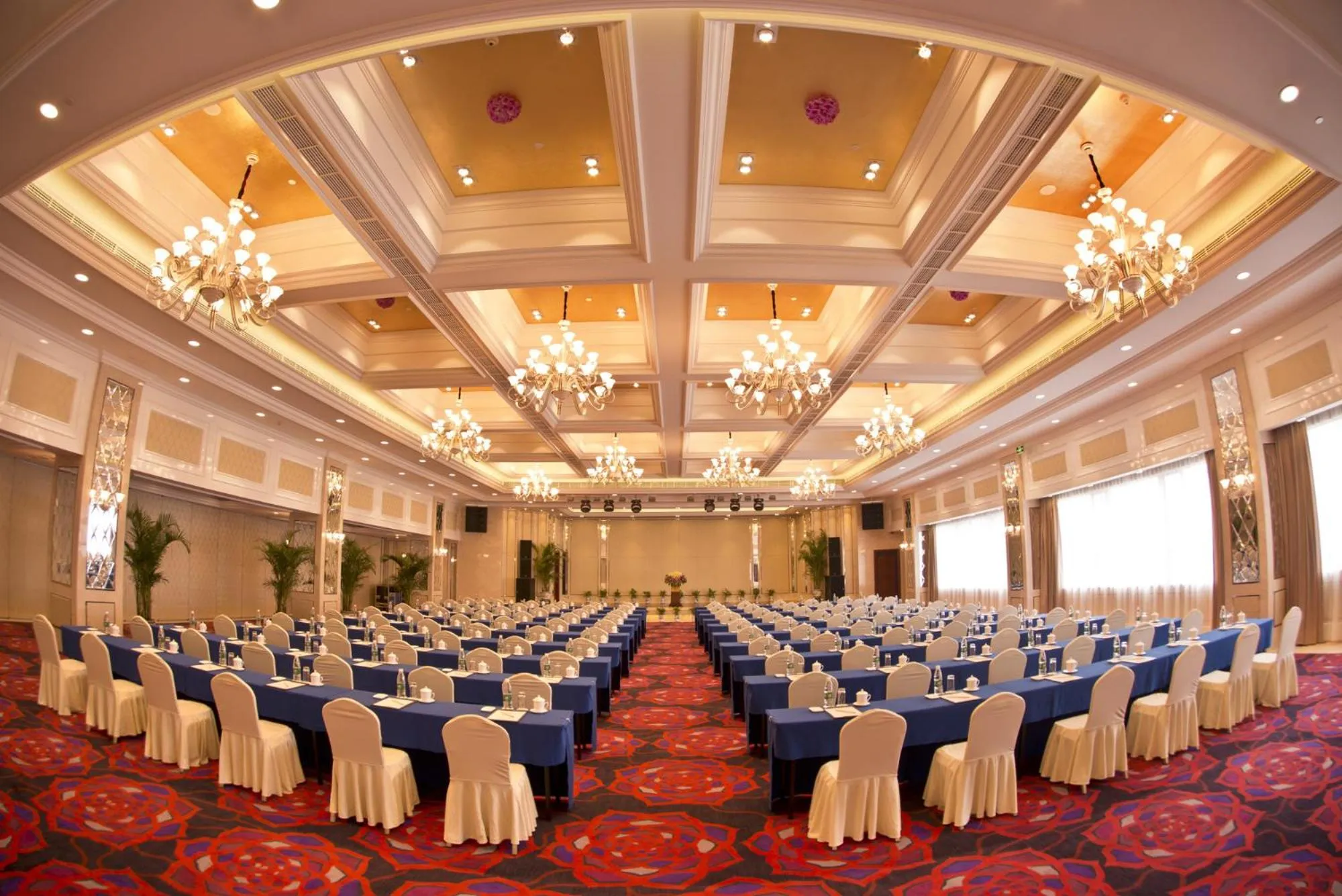 Business facilities in Overseas Chinese Hotel Wenzhou