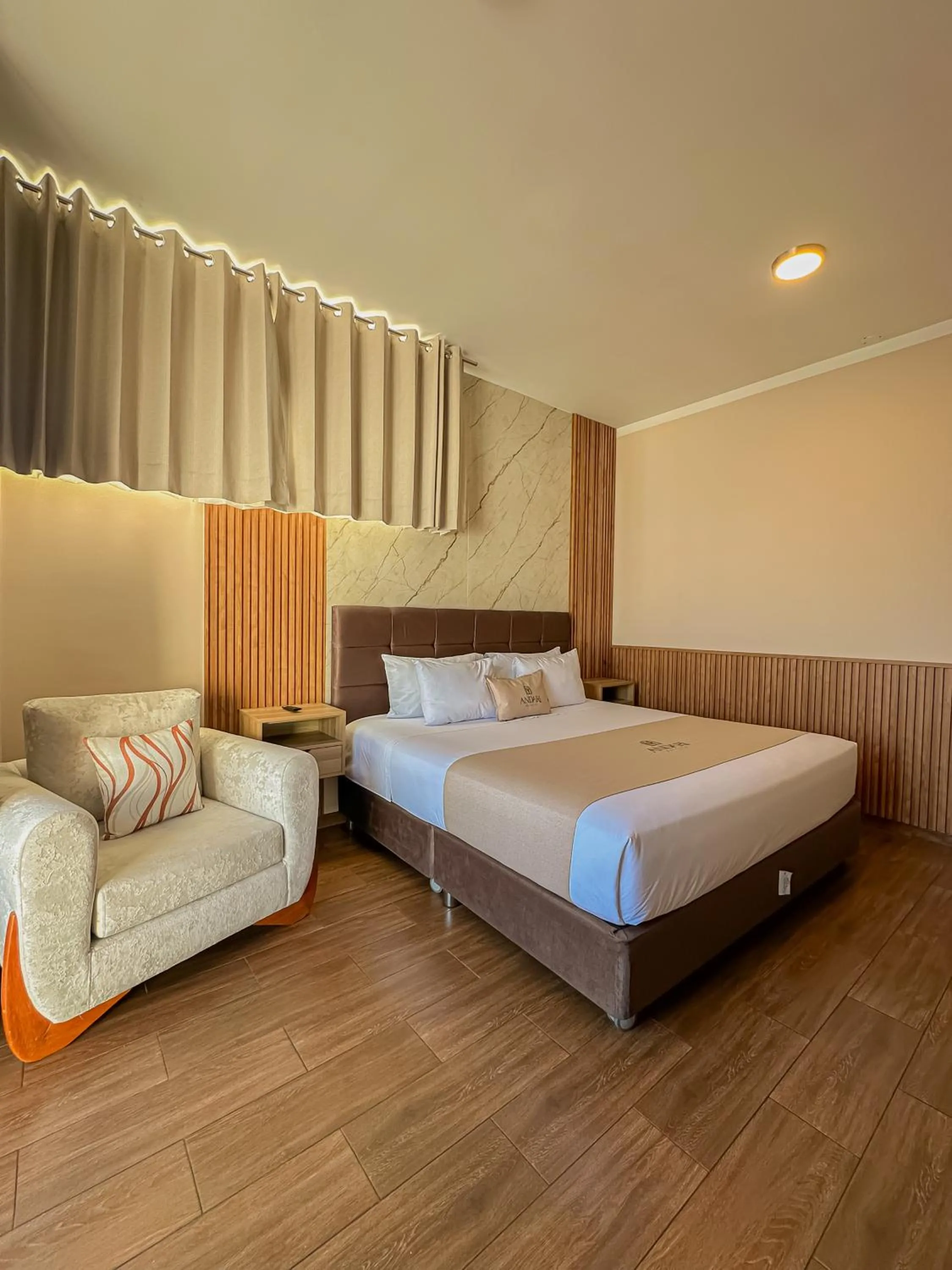 Andari Hoteles