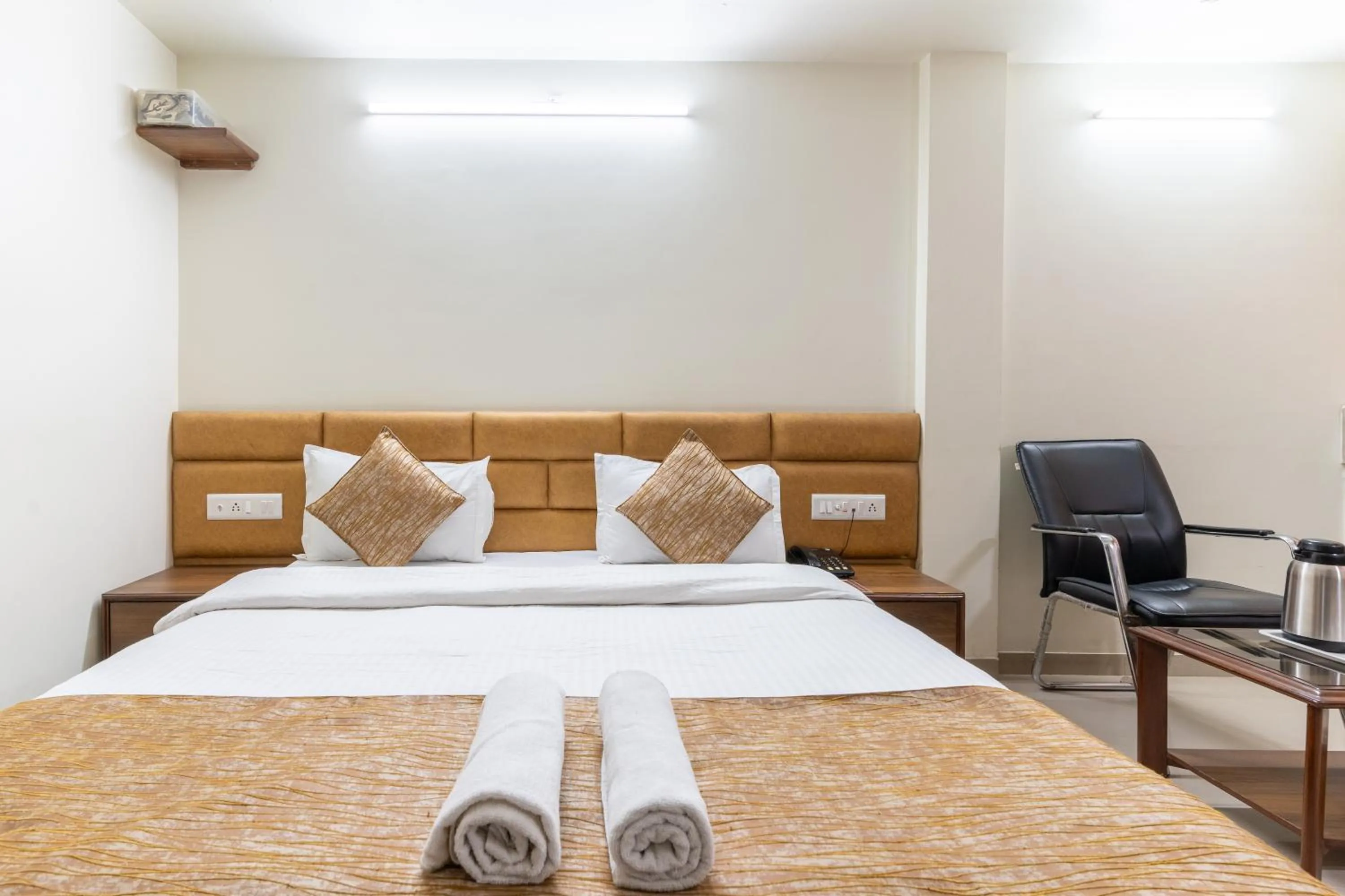 Photo of the whole room, Bed in Hotel Sanmati