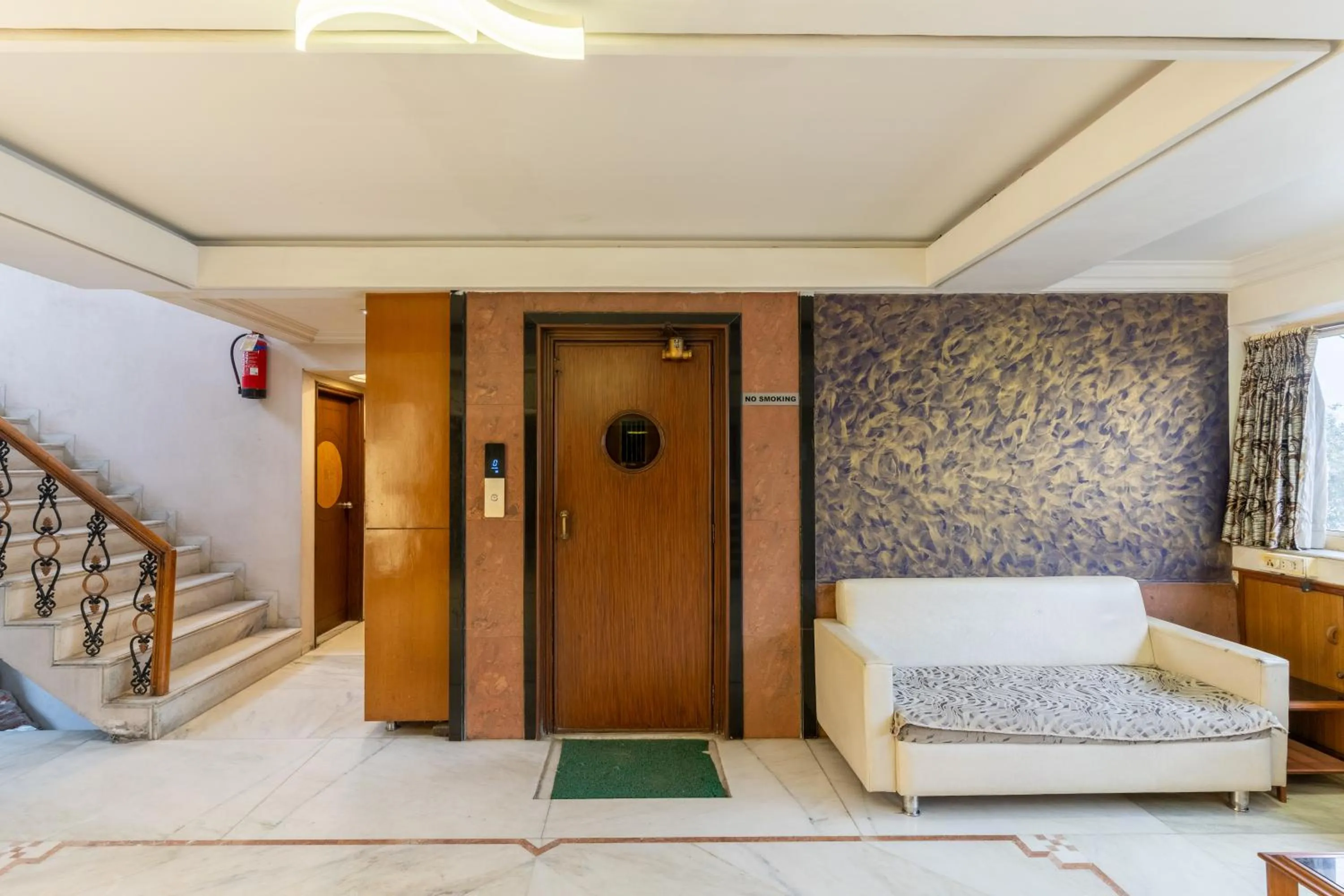 elevator in Hotel Sanmati