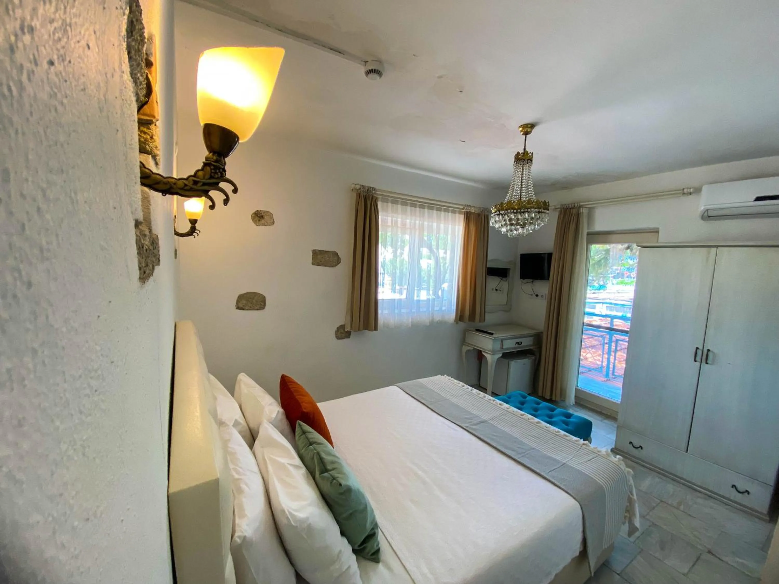 Alacati Sardunya Hotel