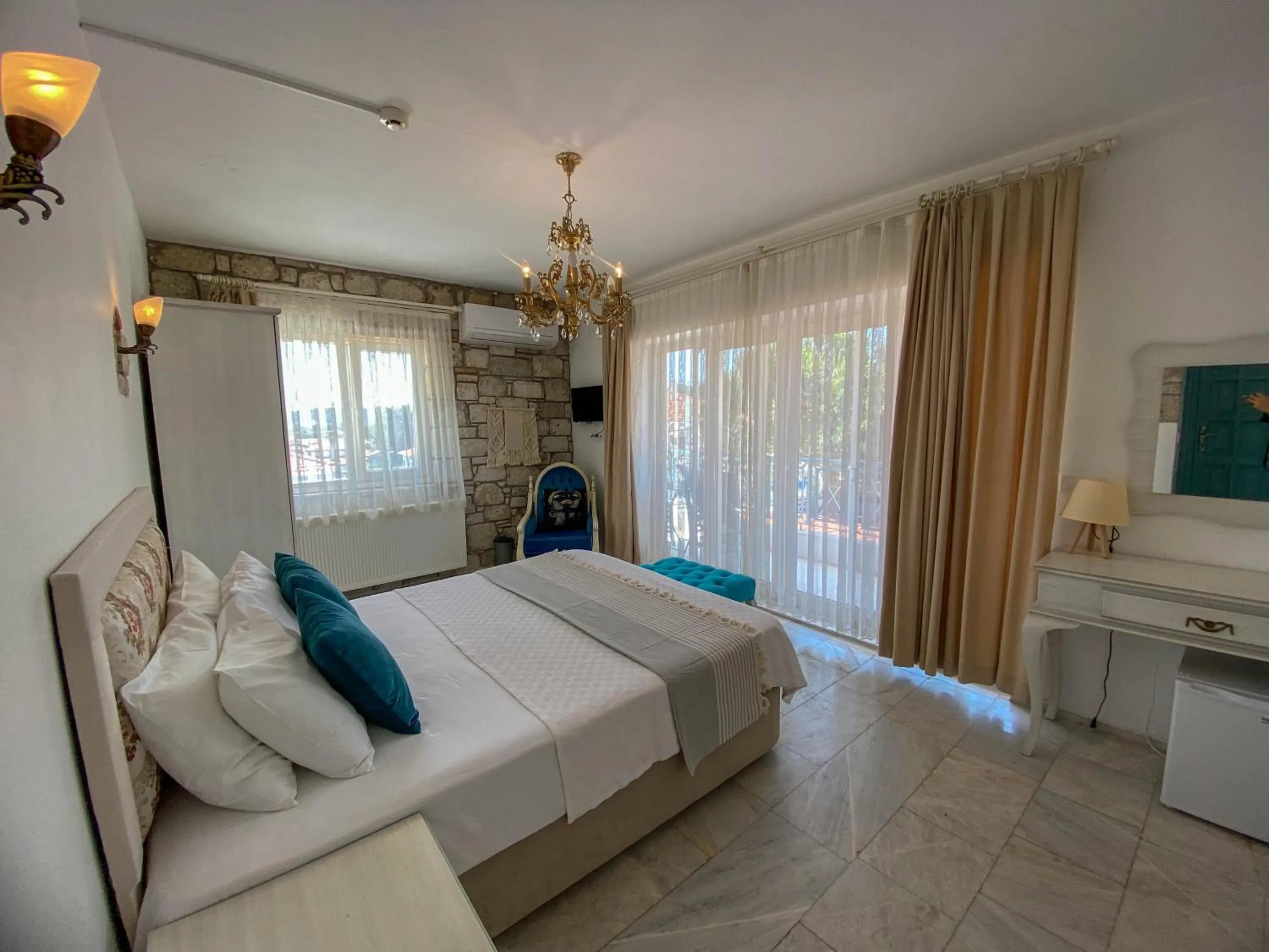 Alacati Sardunya Hotel