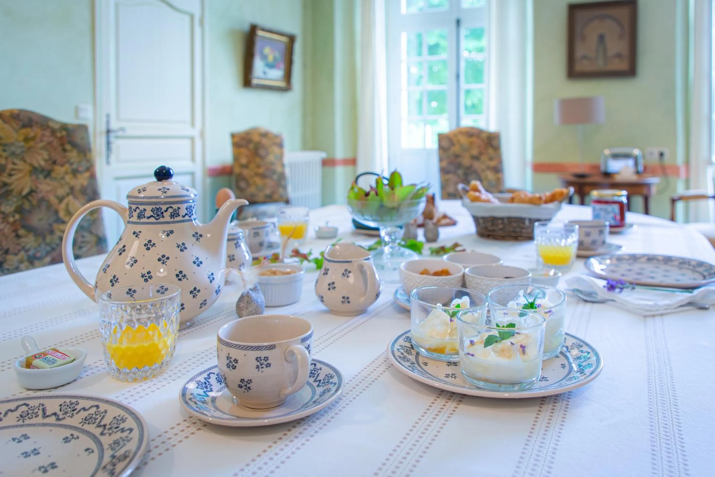 Breakfast in Château Laborde Saint Martin