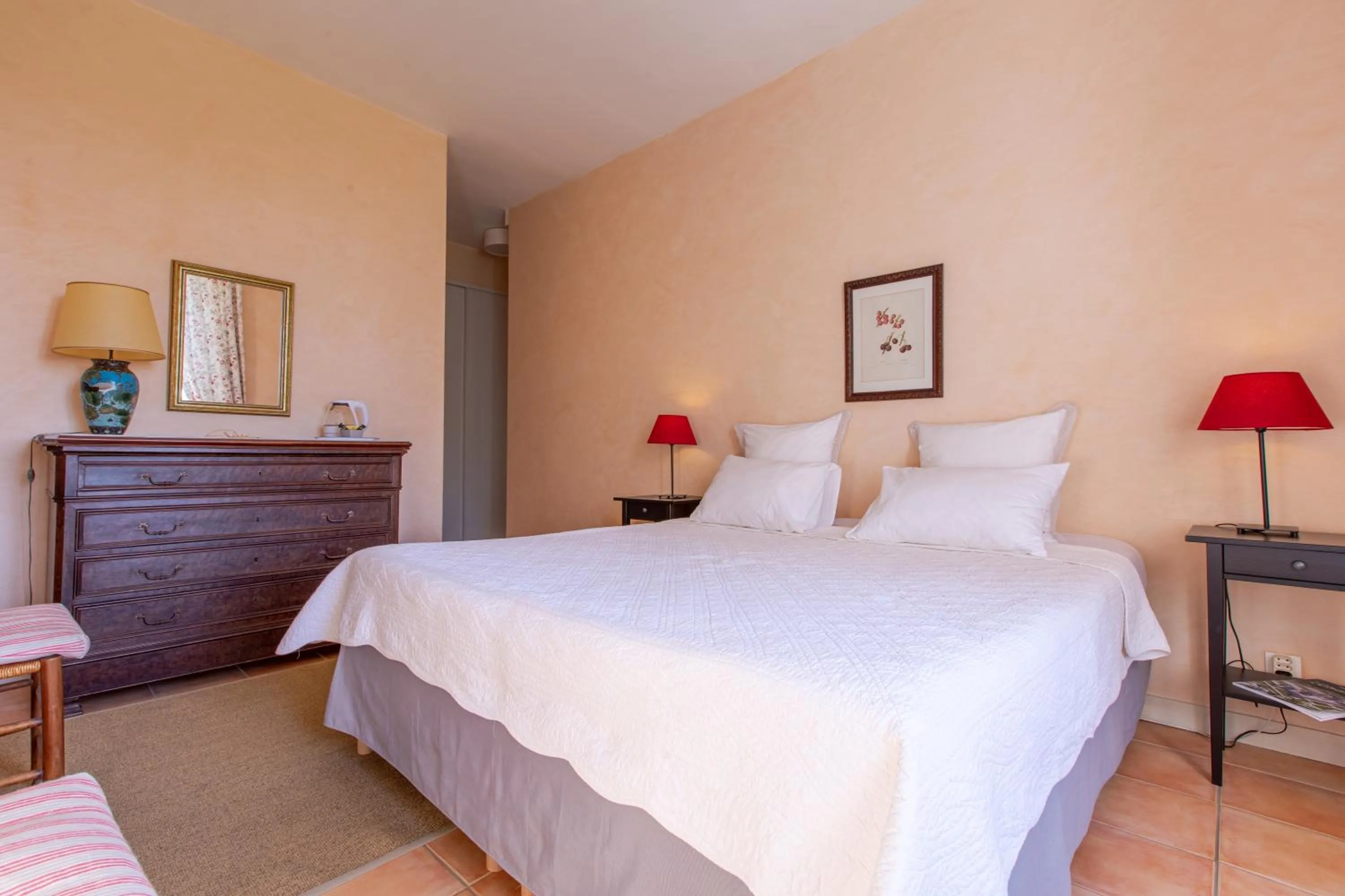 Photo of the whole room, Bed in Château Laborde Saint Martin