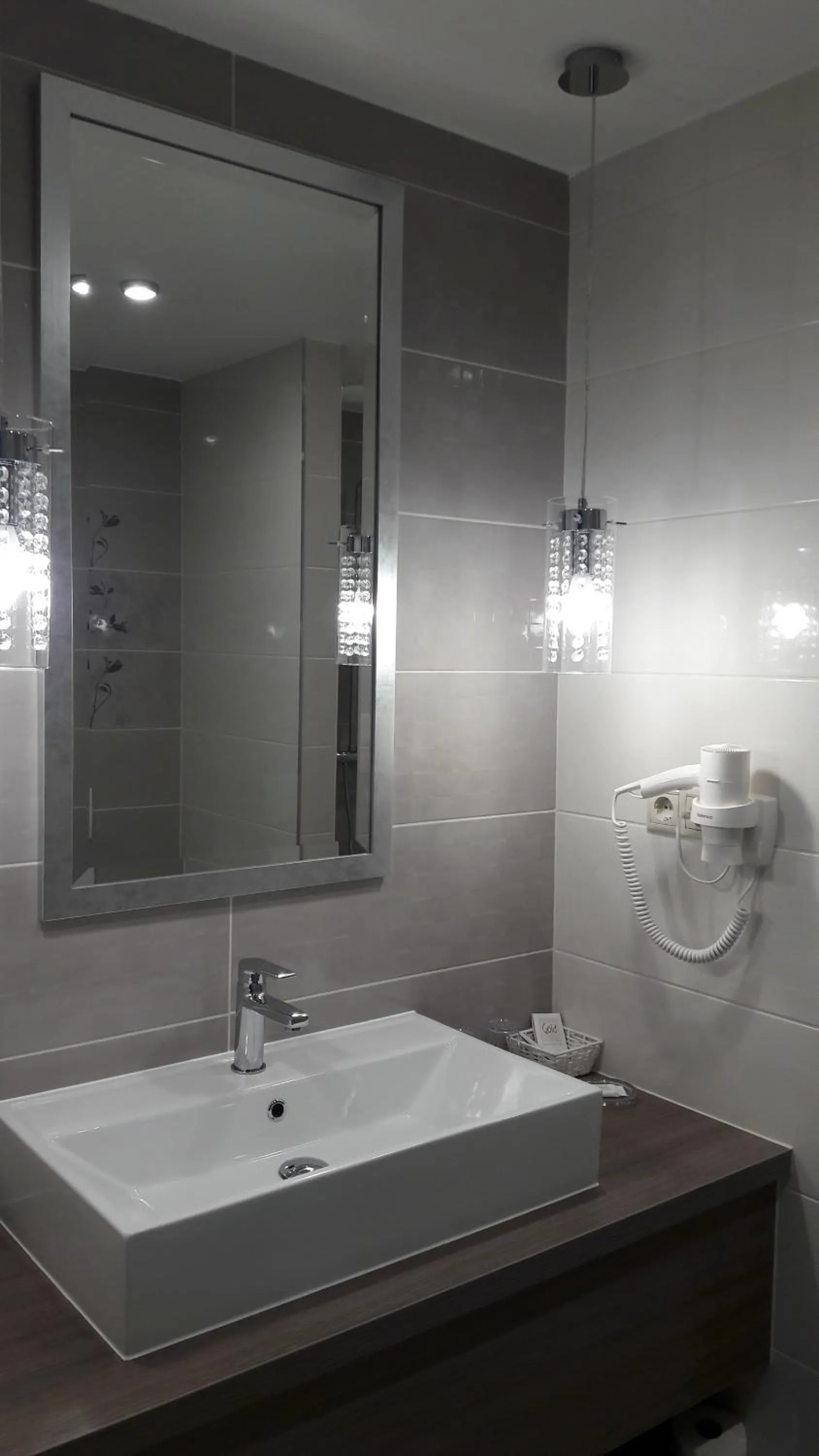 Bathroom in Hotel Zena Beauty & Shopping Center