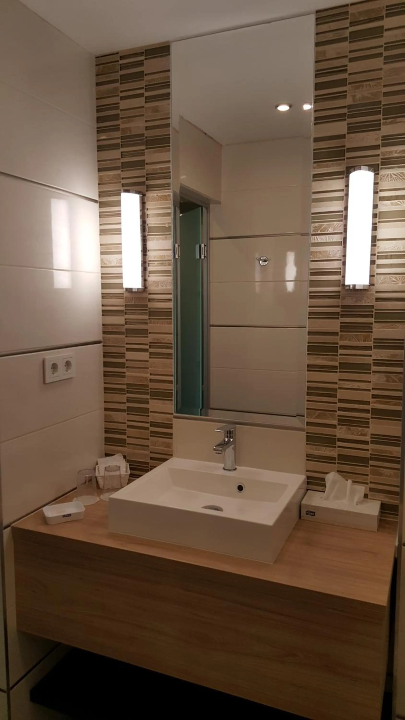 Bathroom in Hotel Zena Beauty & Shopping Center