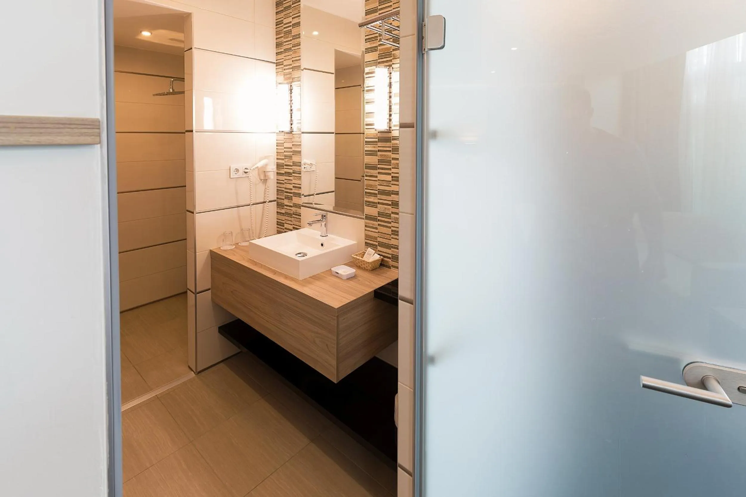 Bathroom in Hotel Zena Beauty & Shopping Center