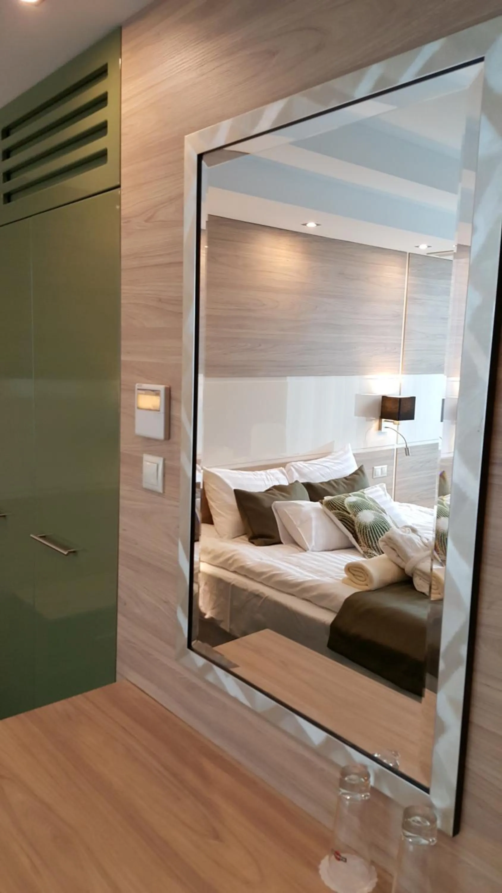 Decorative detail, Bed in Hotel Zena Beauty & Shopping Center