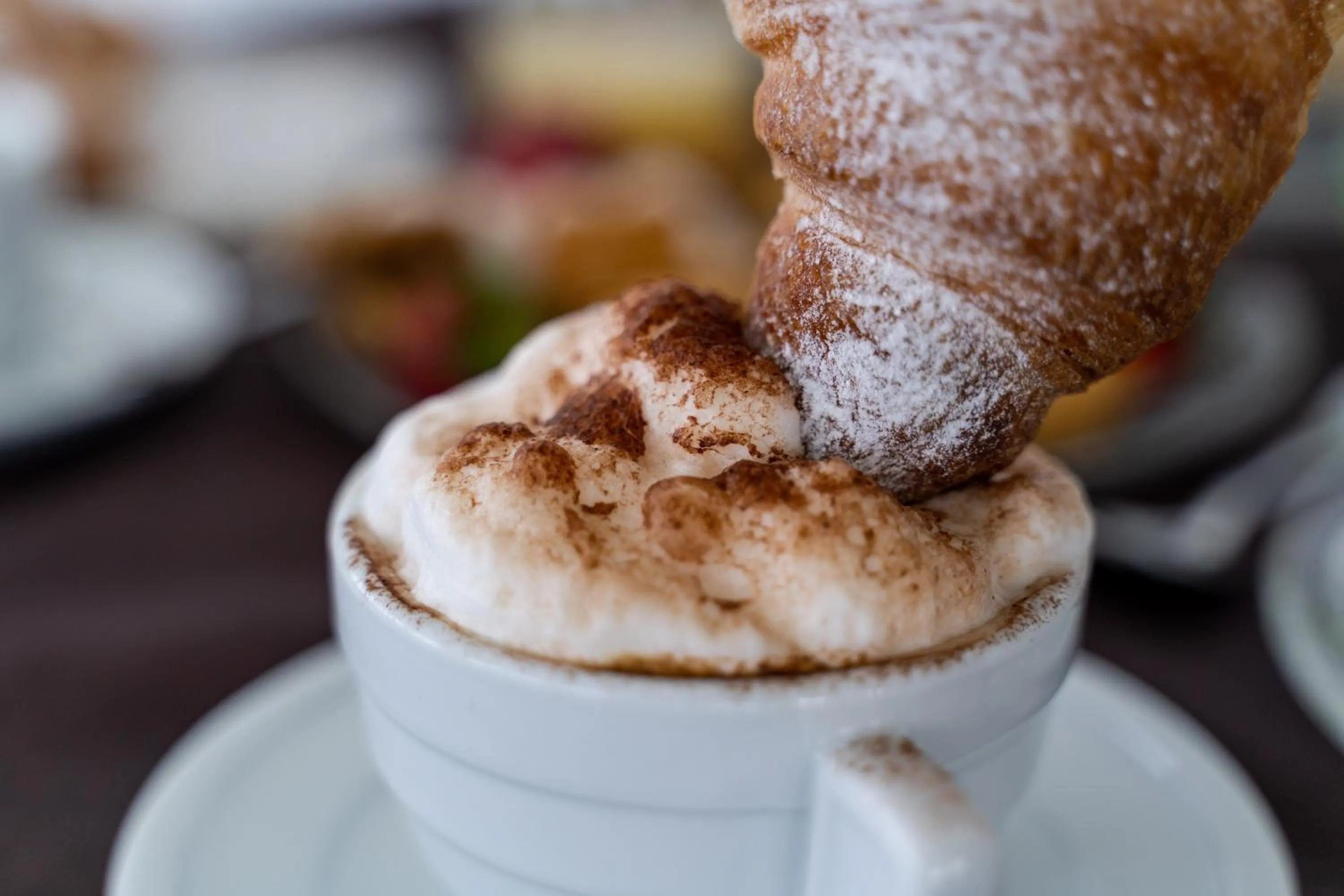 Breakfast in Villa Brunella