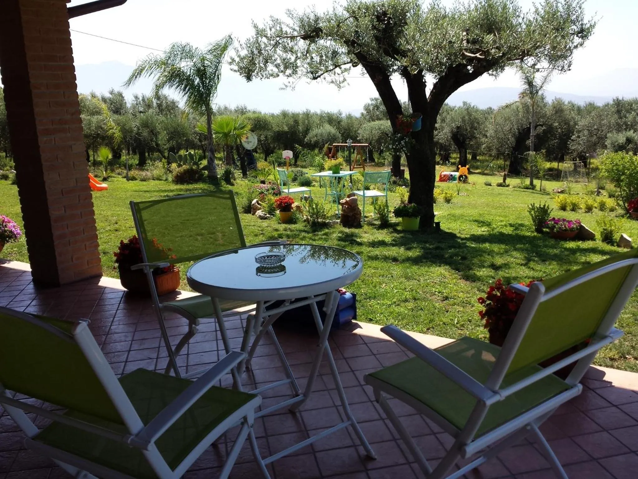 Garden in B&B Villa Molinari Restaurant e Baby Park