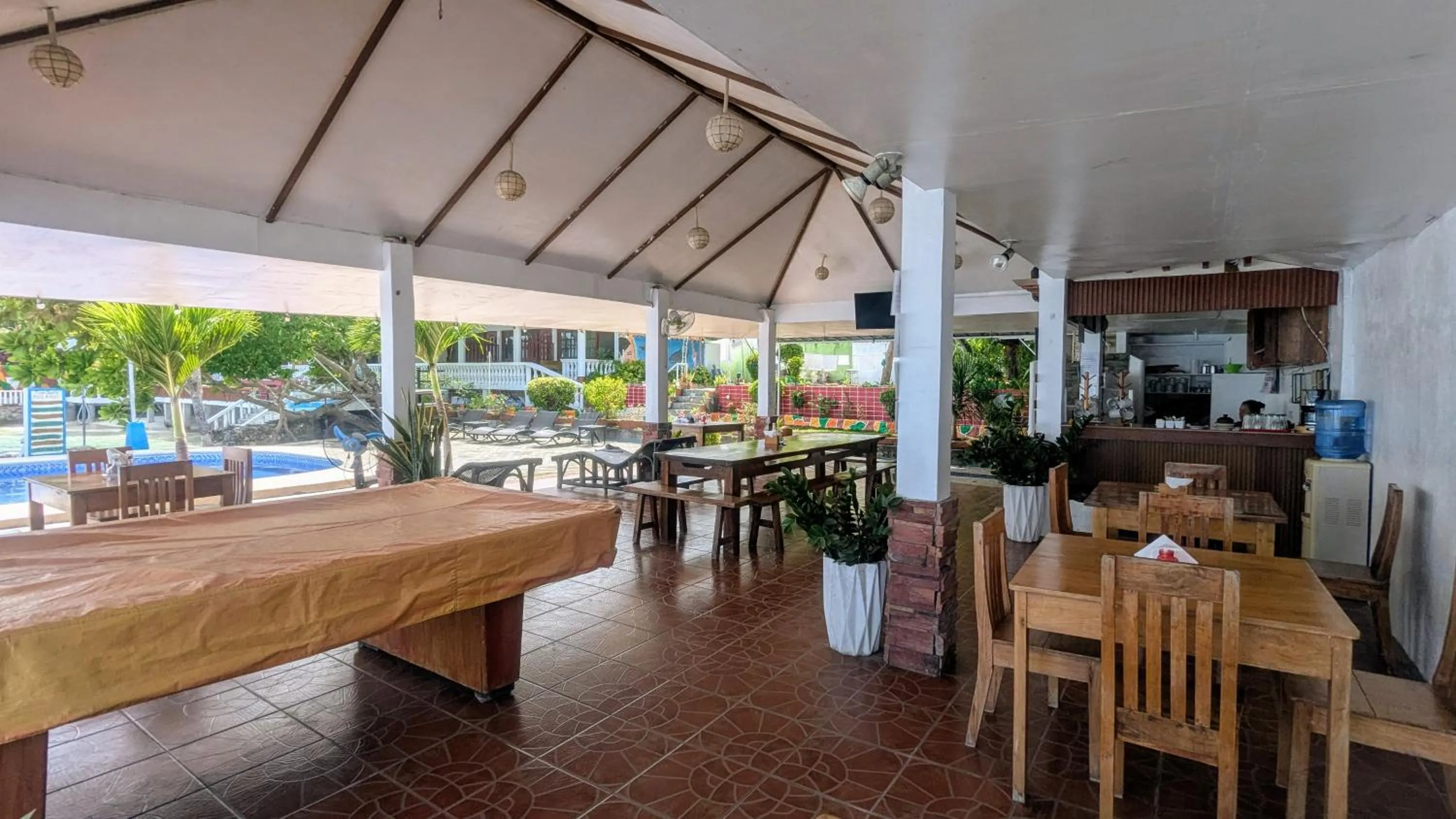 Restaurant/places to eat in The Lighthouse Resort