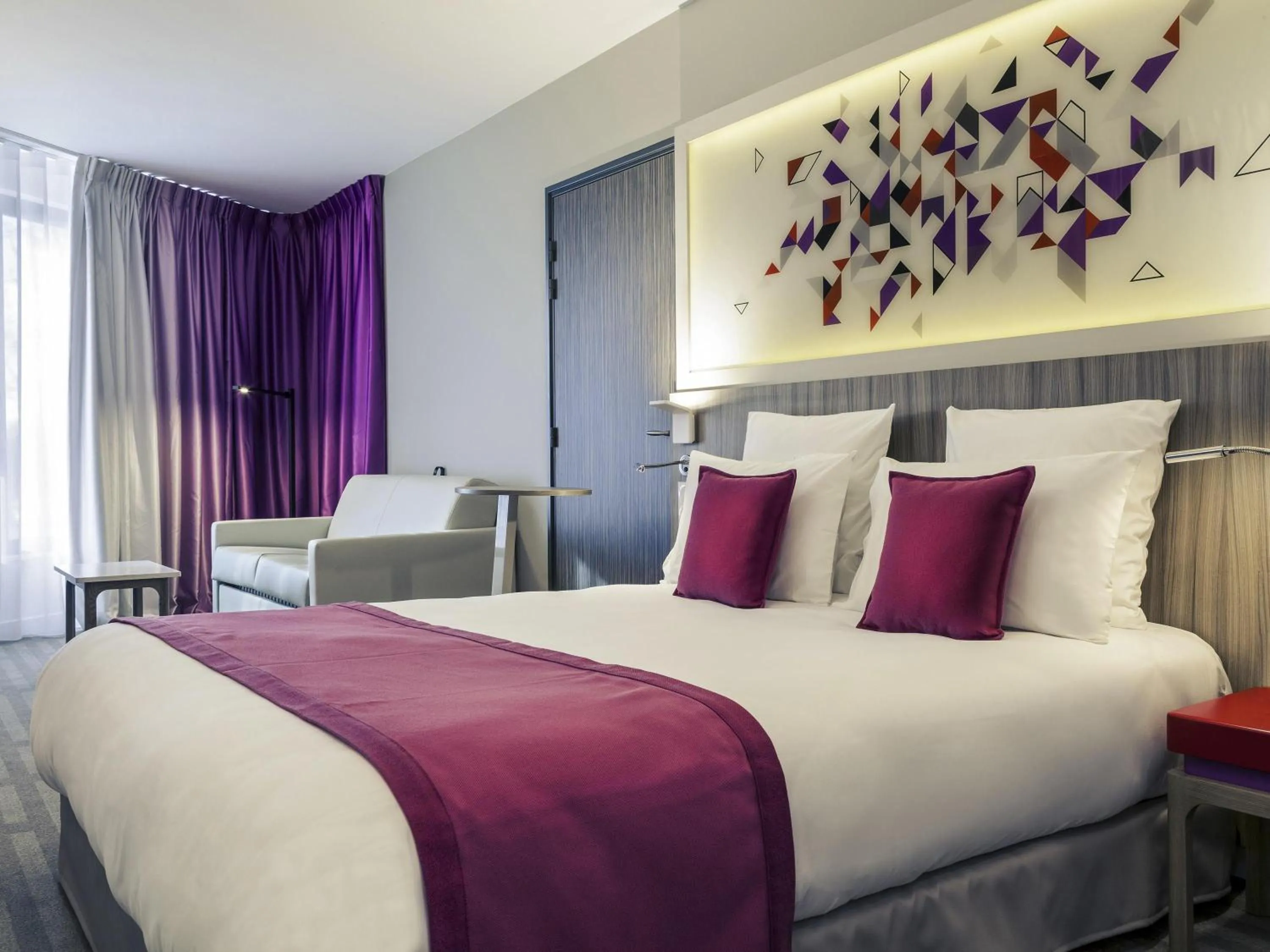 Bedroom, Bed in Mercure Toulouse Sud